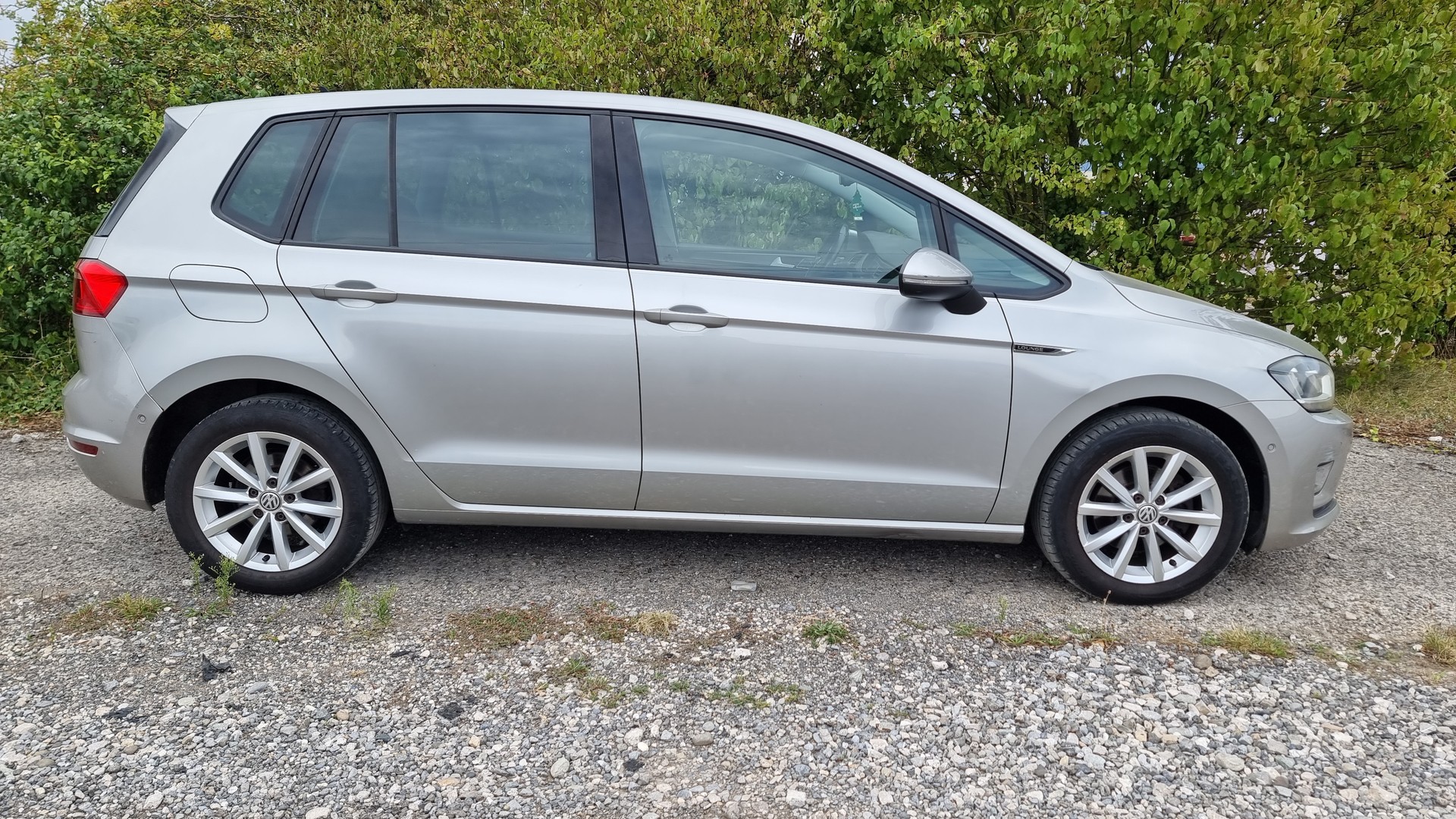 VW Golf Sportsvan 1.4 TSI Lounge DSG-image-2
