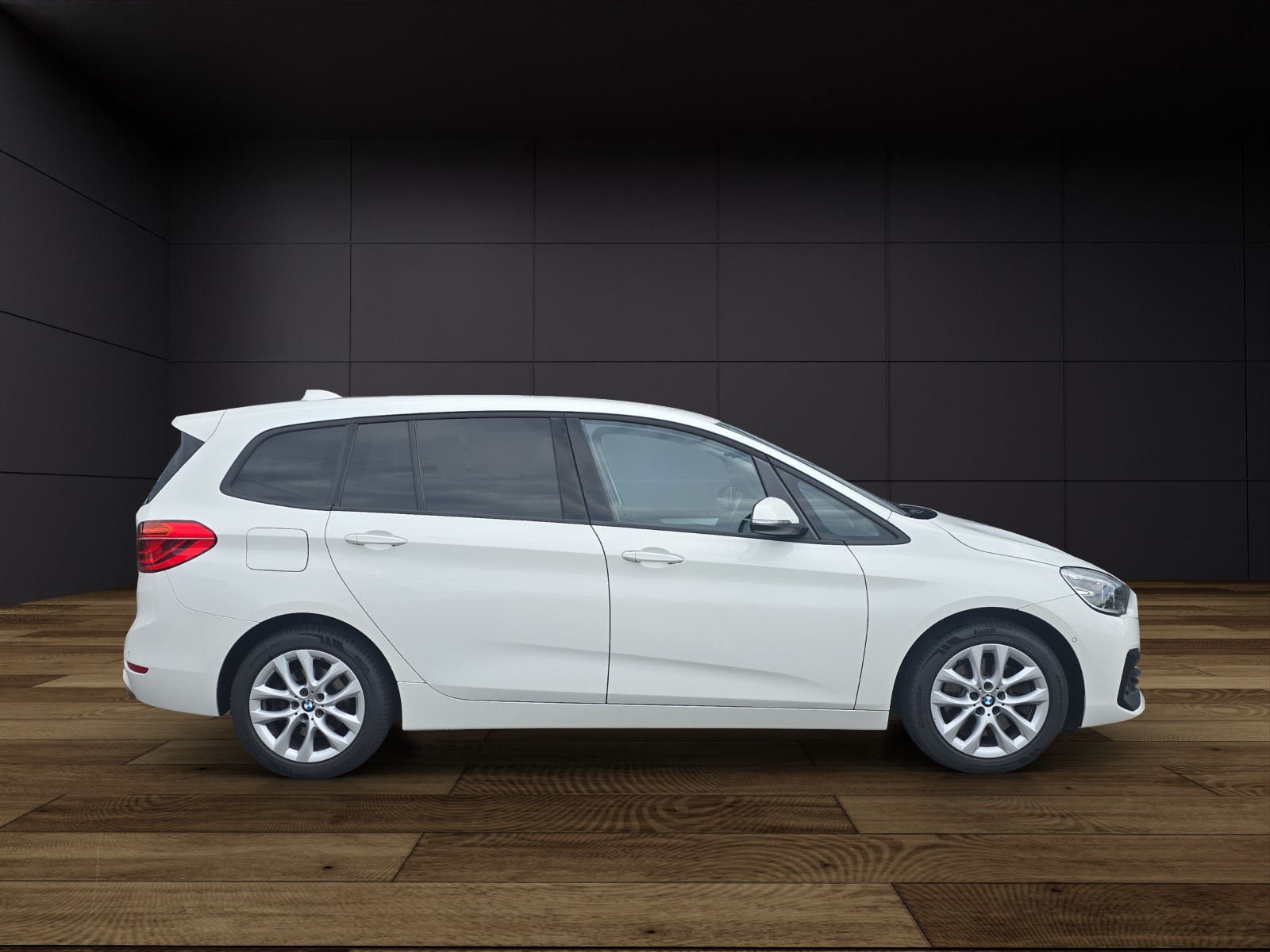 BMW 220d xDrive Gran Tourer Steptronic CH-Fahrzeug-image-4