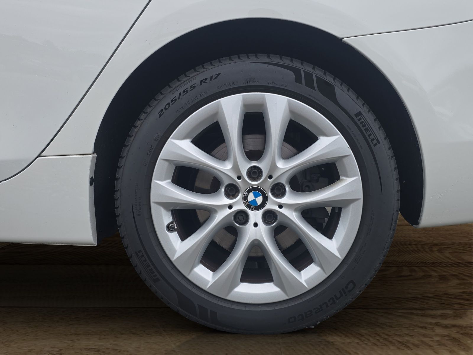 BMW 220 Gran Tourer 220d xDrive Gran Tourer Steptronic CH-Fahrzeug-image-24