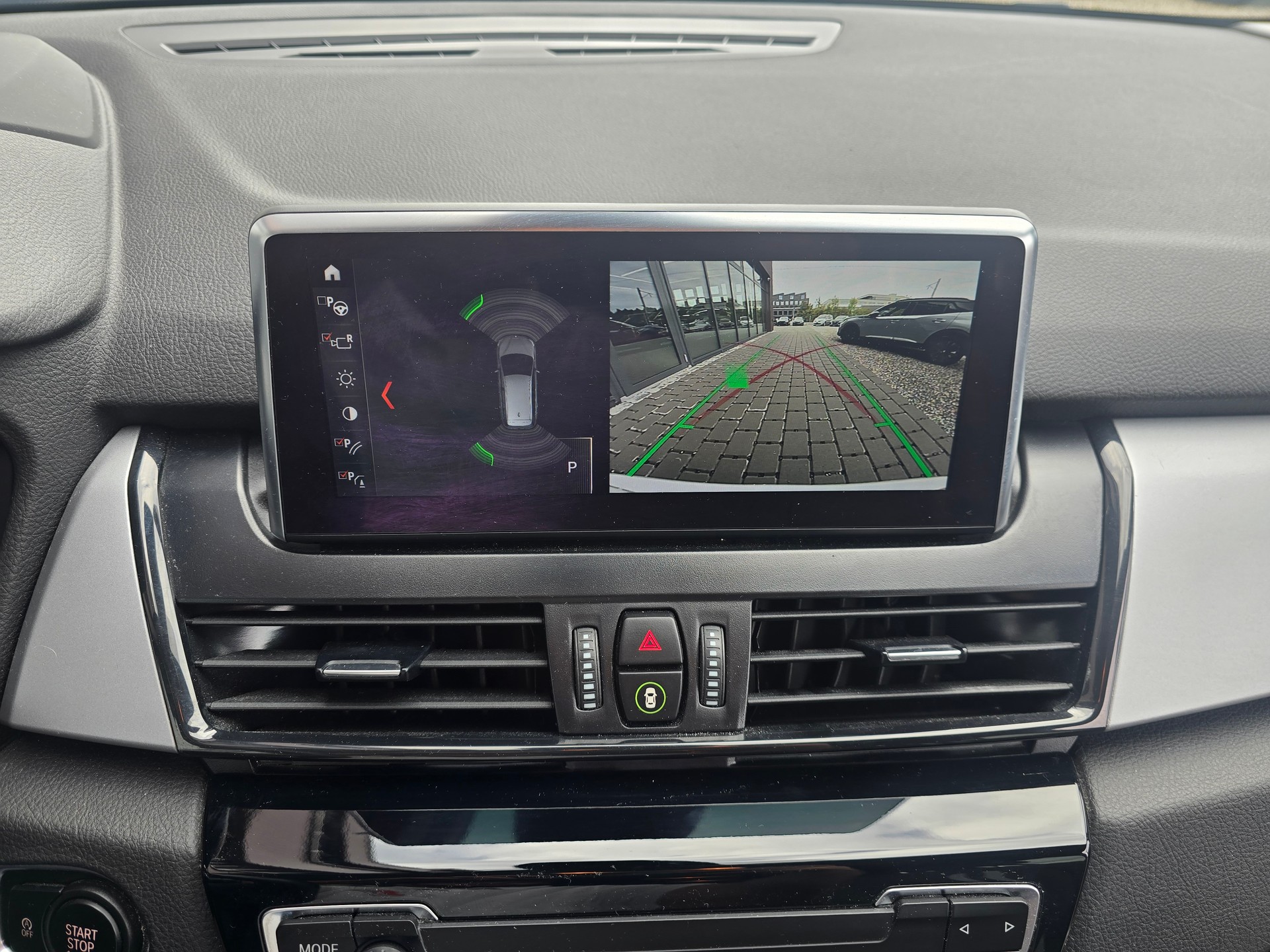 BMW 220d xDrive Gran Tourer Steptronic CH-Fahrzeug-image-14