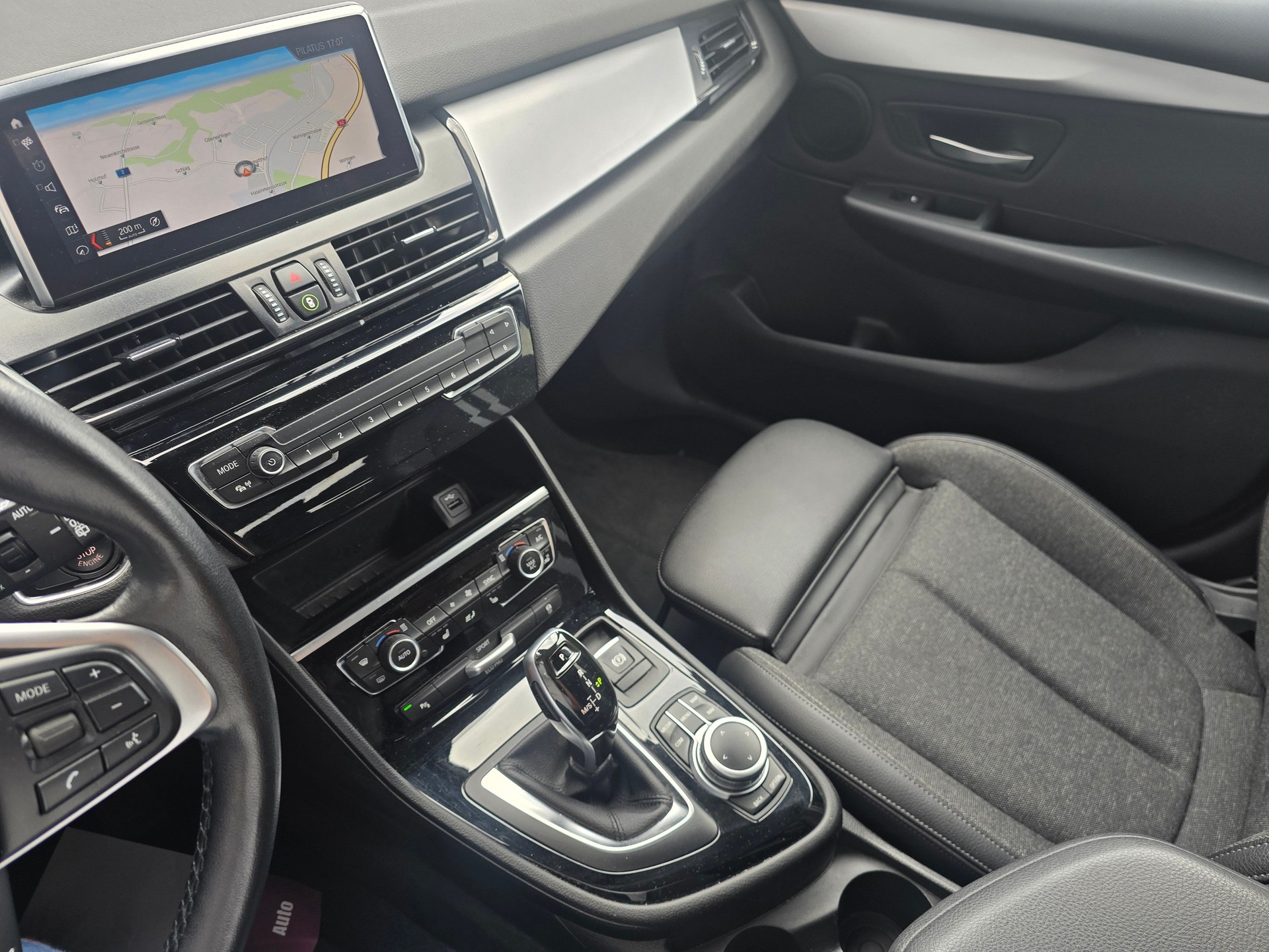BMW 220 Gran Tourer 220d xDrive Gran Tourer Steptronic CH-Fahrzeug-image-12