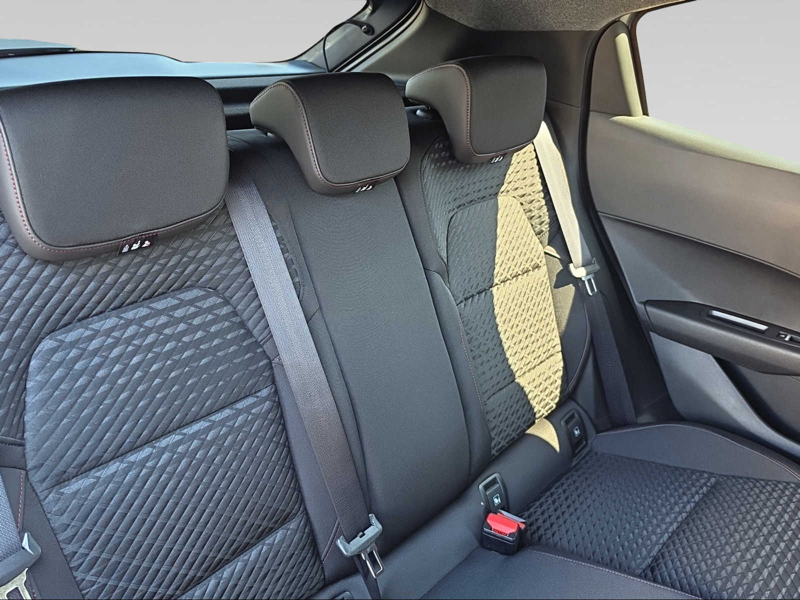 RENAULT Clio 1.8 E-Tech techno-image-12