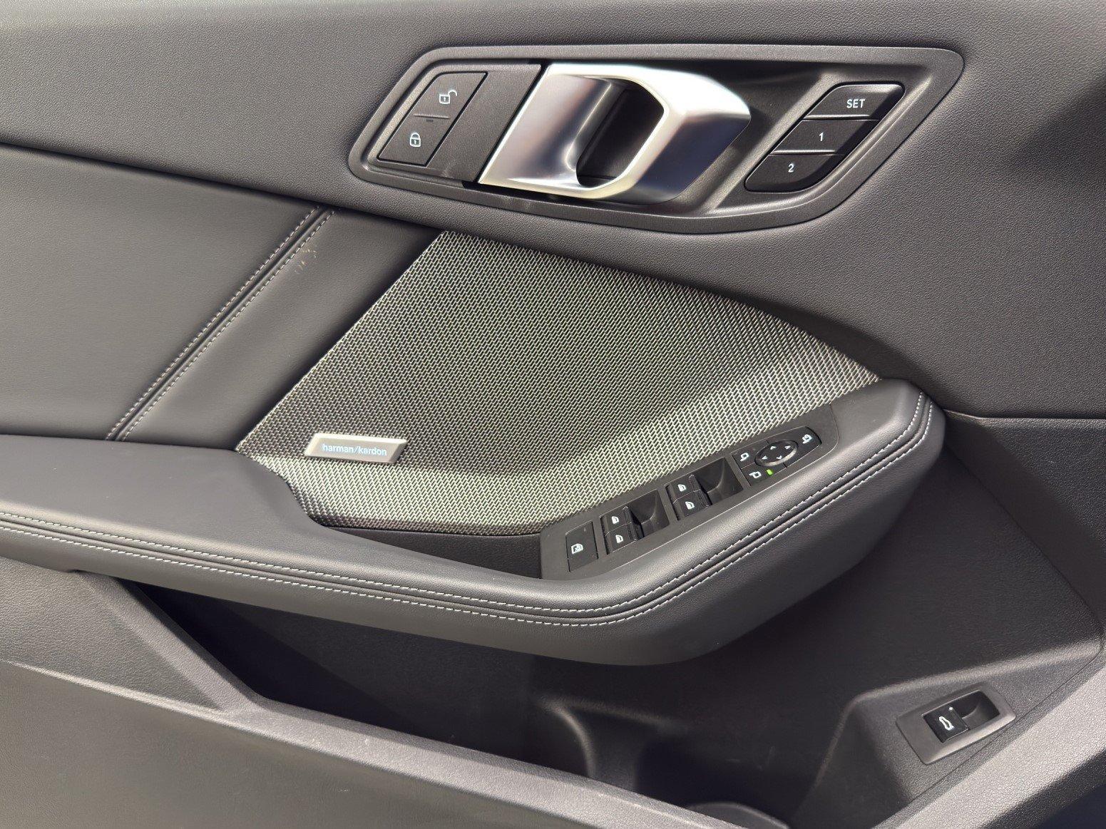 BMW 123 xDrive-image-14