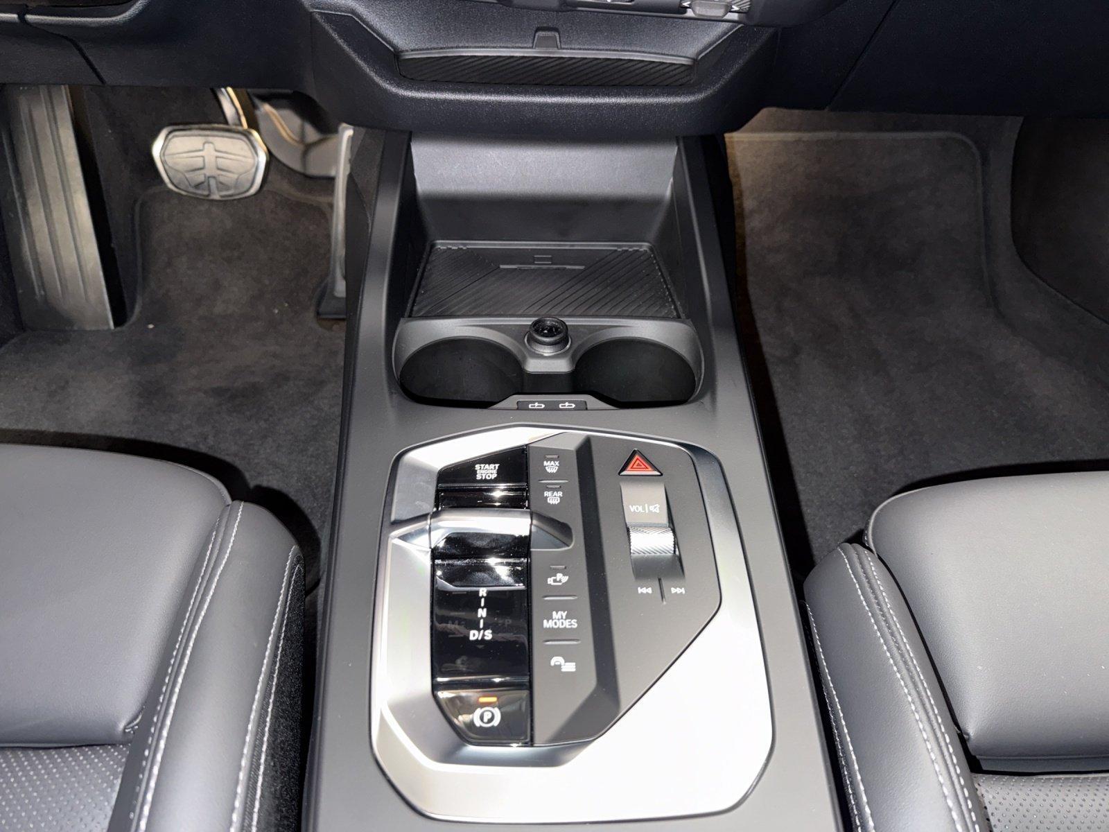 BMW 123 xDrive-image-16