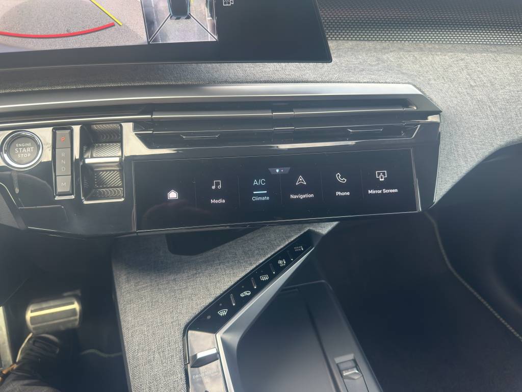 PEUGEOT 3008 145 e-DCS6 Hybrid GT-image-6
