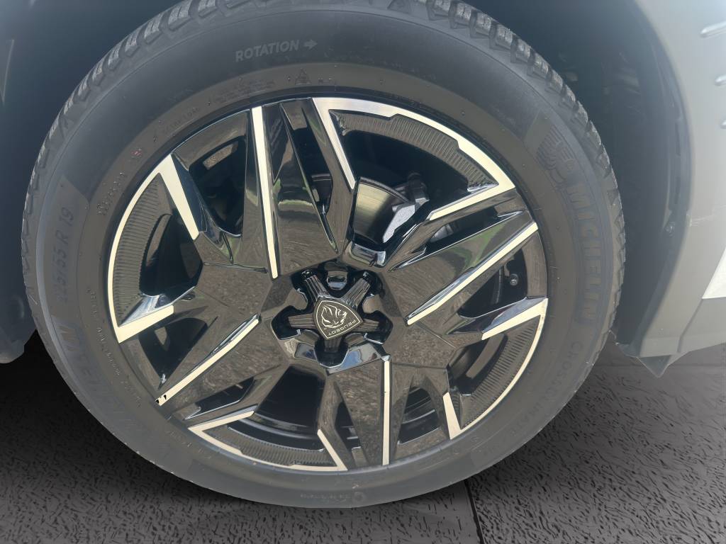 PEUGEOT 3008 145 e-DCS6 Hybrid GT-image-14