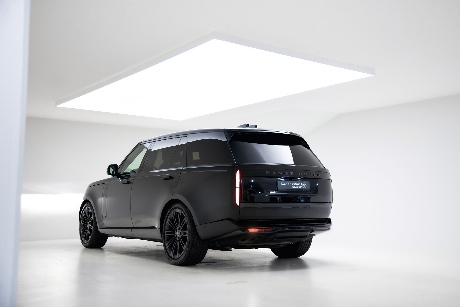 LAND ROVER Range Rover LWB 7 Plätze D350 3.0D I6 MHEV SE Automatic-image-1