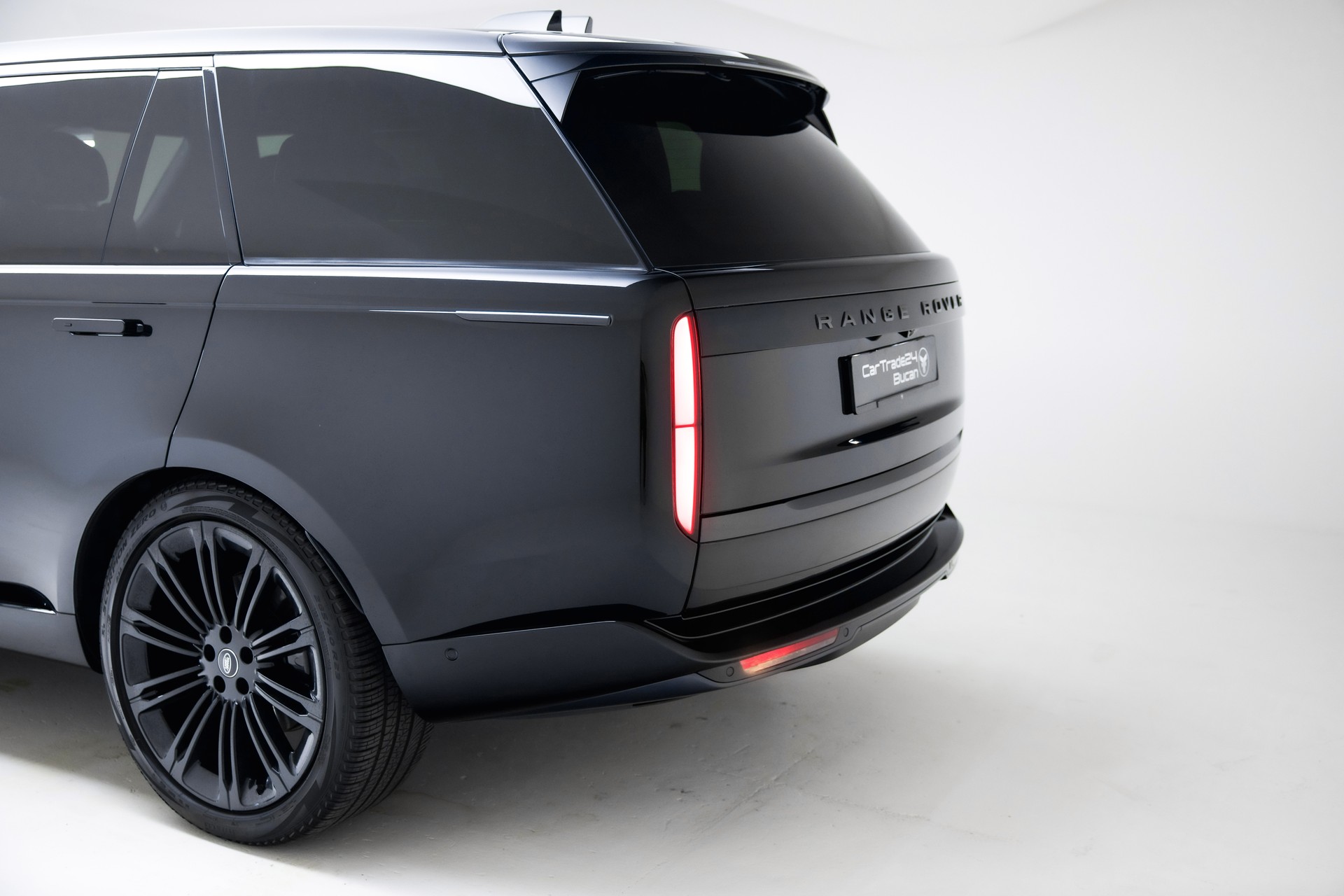 LAND ROVER Range Rover LWB 7 Plätze D350 3.0D I6 MHEV SE Automatic-image-16