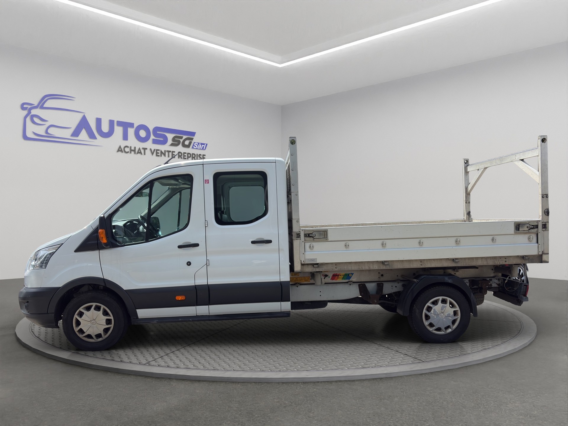 FORD Transit 350 L3 Trend 2.0 TDCi 130 RWD-image-3
