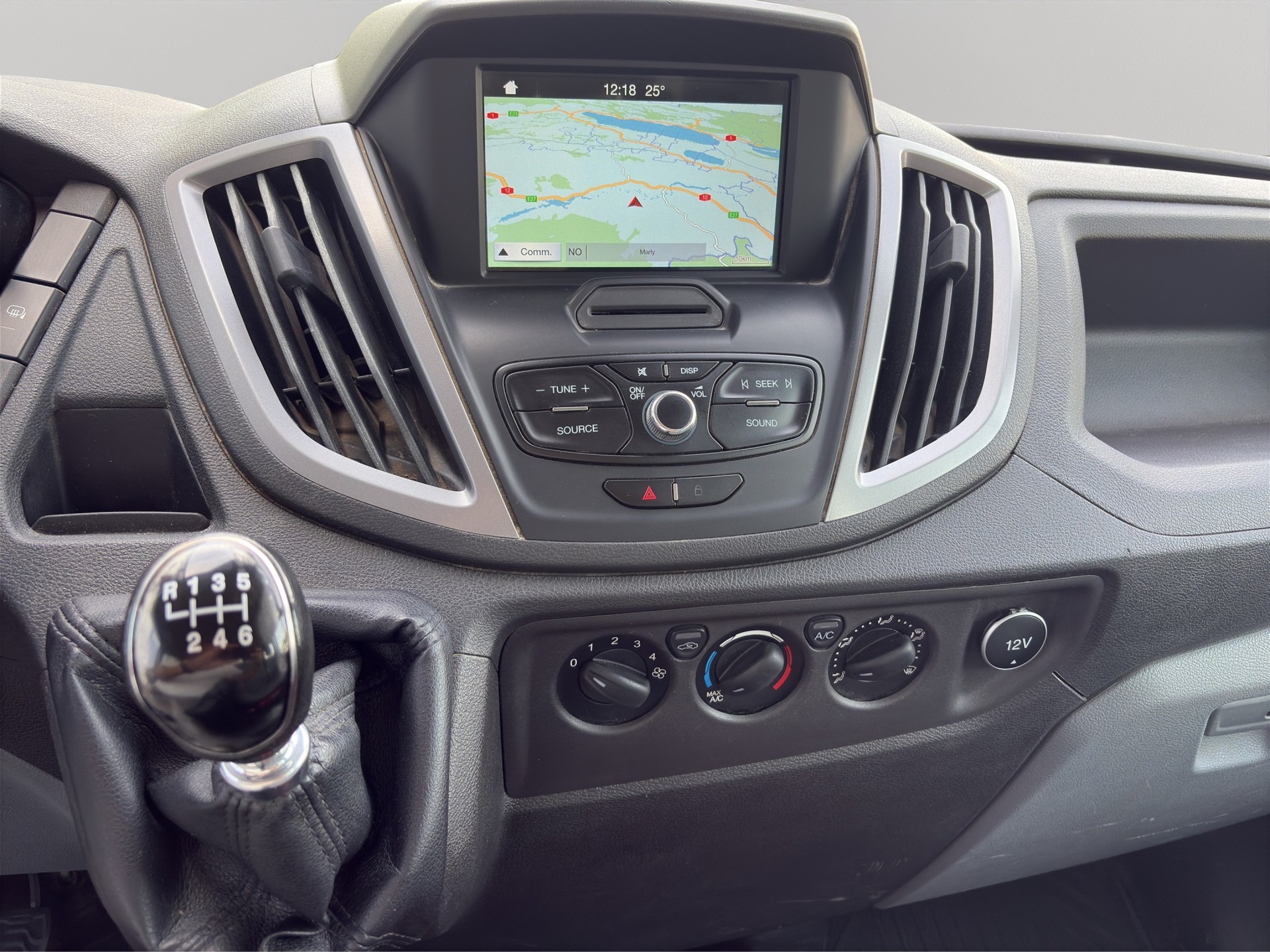 FORD Transit 350 L3 Trend 2.0 TDCi 130 RWD-image-8