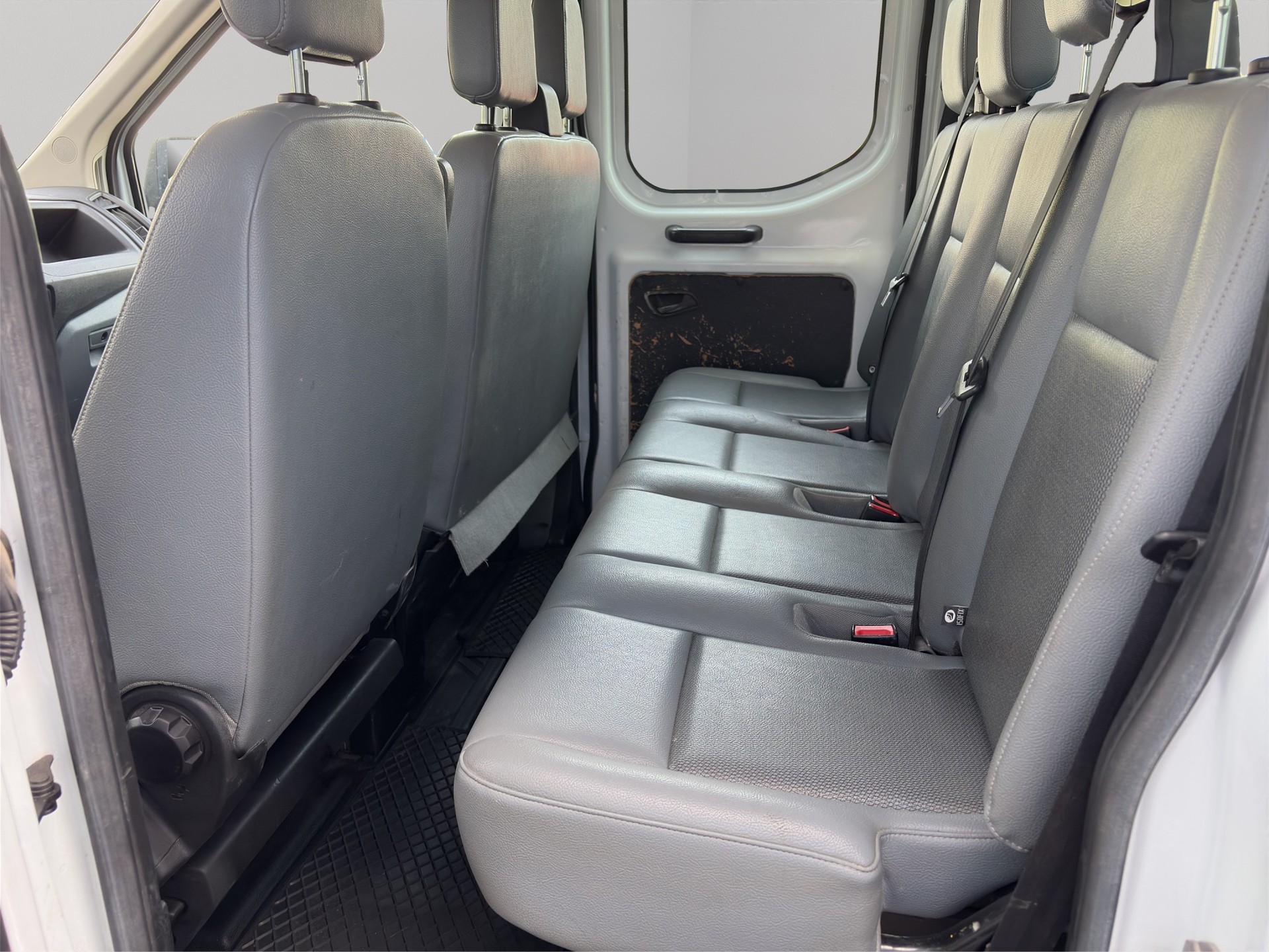 FORD Transit 350 L3 Trend 2.0 TDCi 130 RWD-image-13