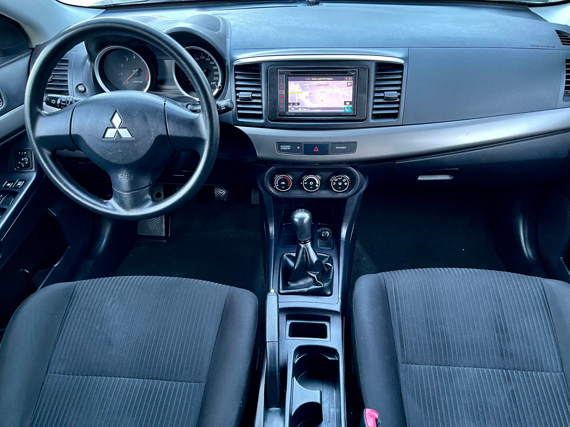 MITSUBISHI Lancer Sportback 1.6 Goal-image-4