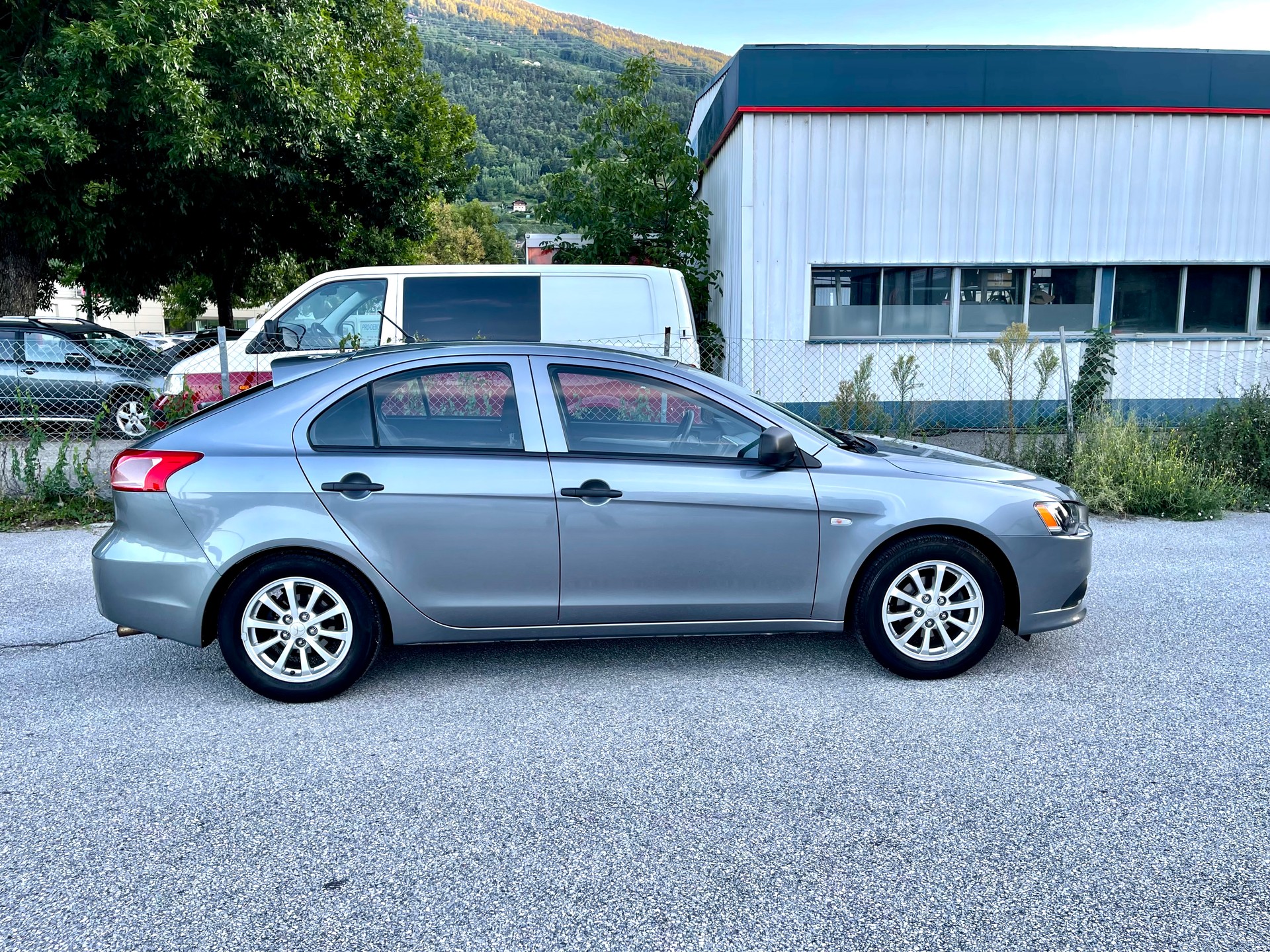 MITSUBISHI Lancer Sportback 1.6 Goal-image-21