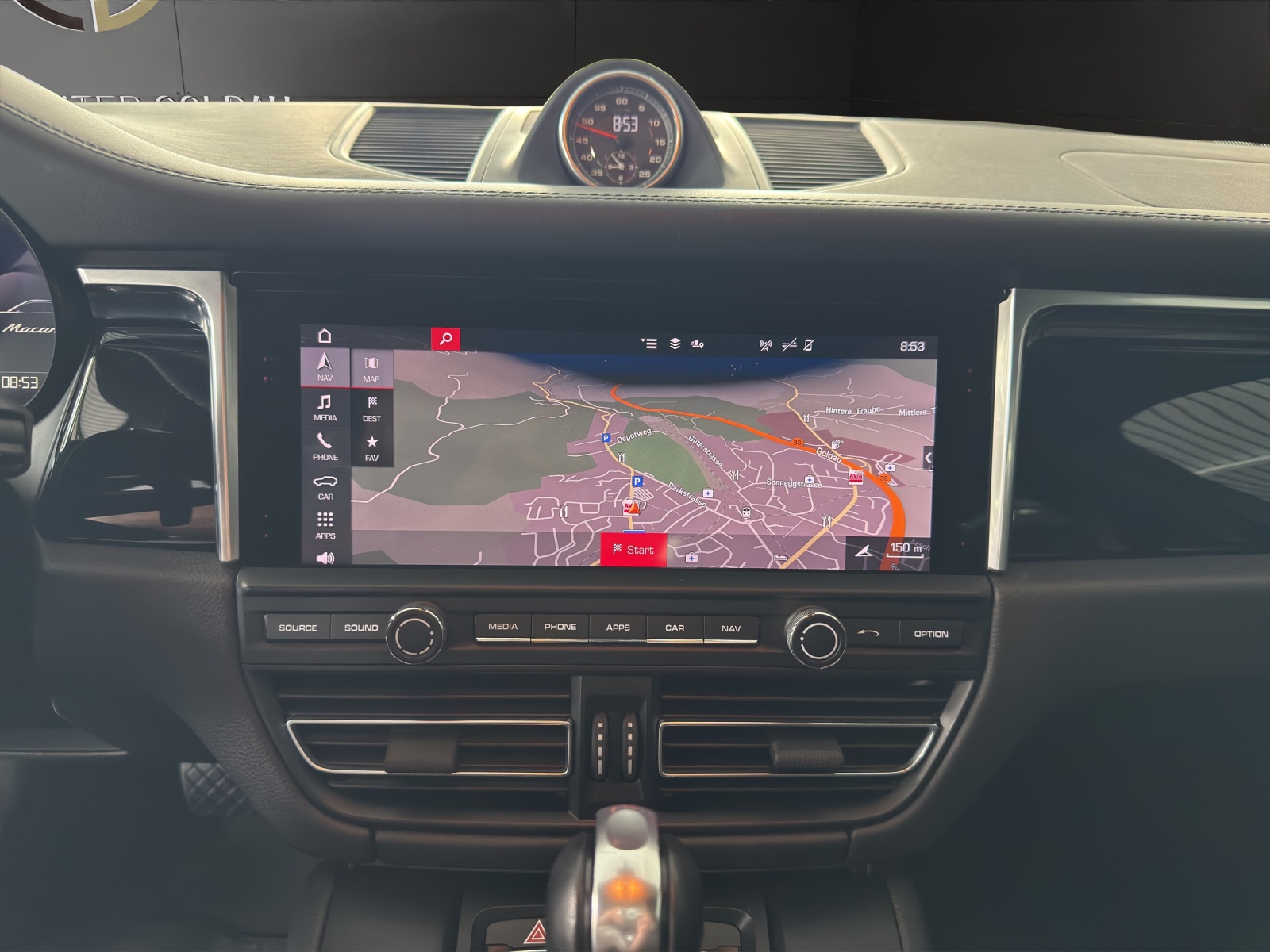PORSCHE Macan PDK-image-13