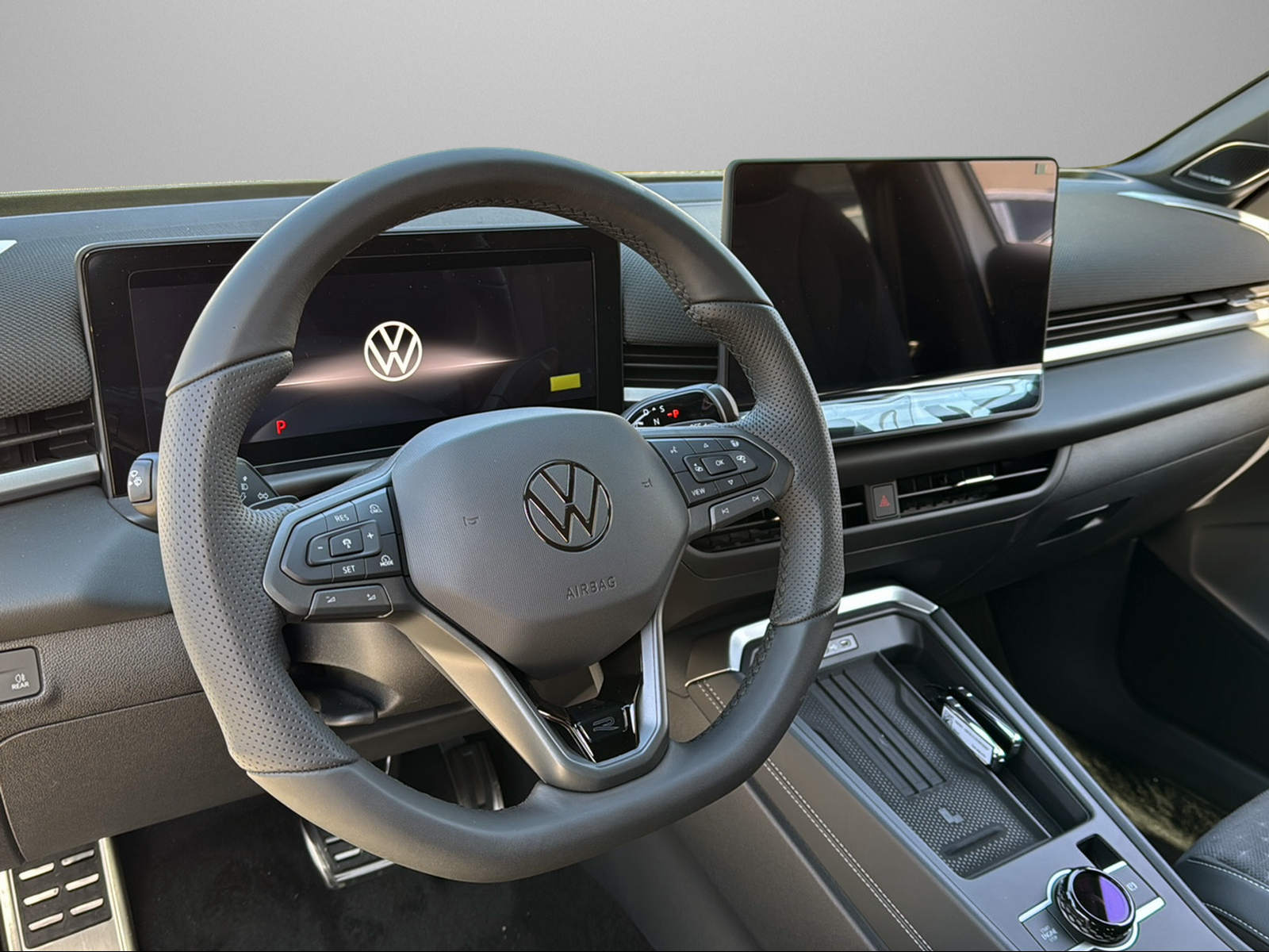 VW T-Roc 1.5 eTSI mHEV R-Line DSG-image-7