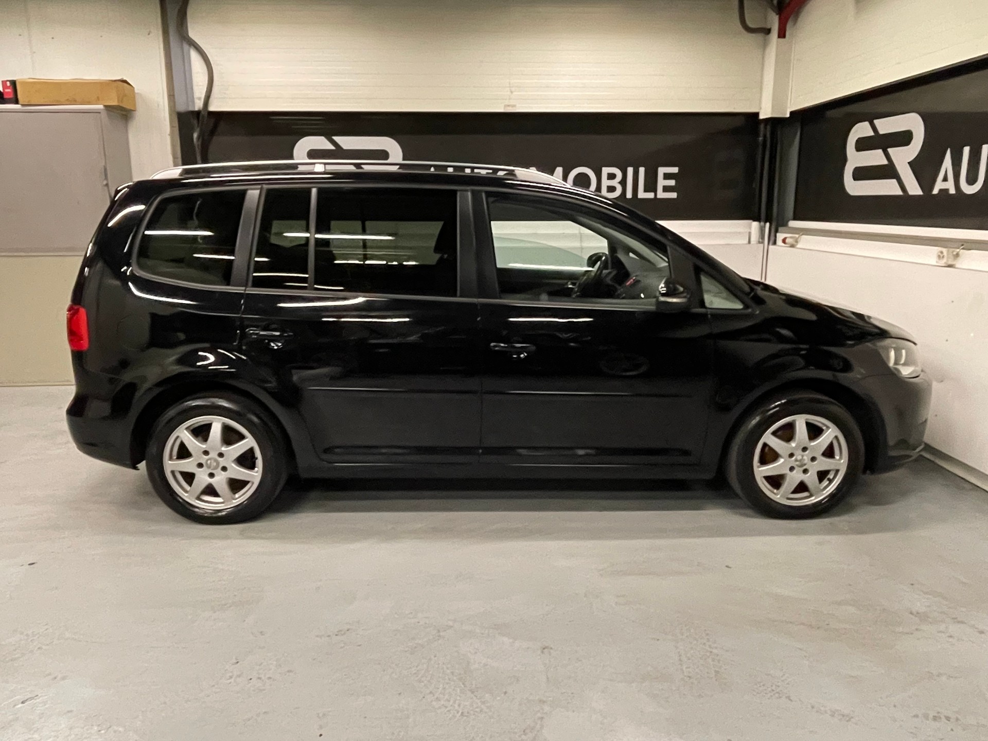 VW Touran 1.4 TSI Comfortline 7-Plätze-image-3