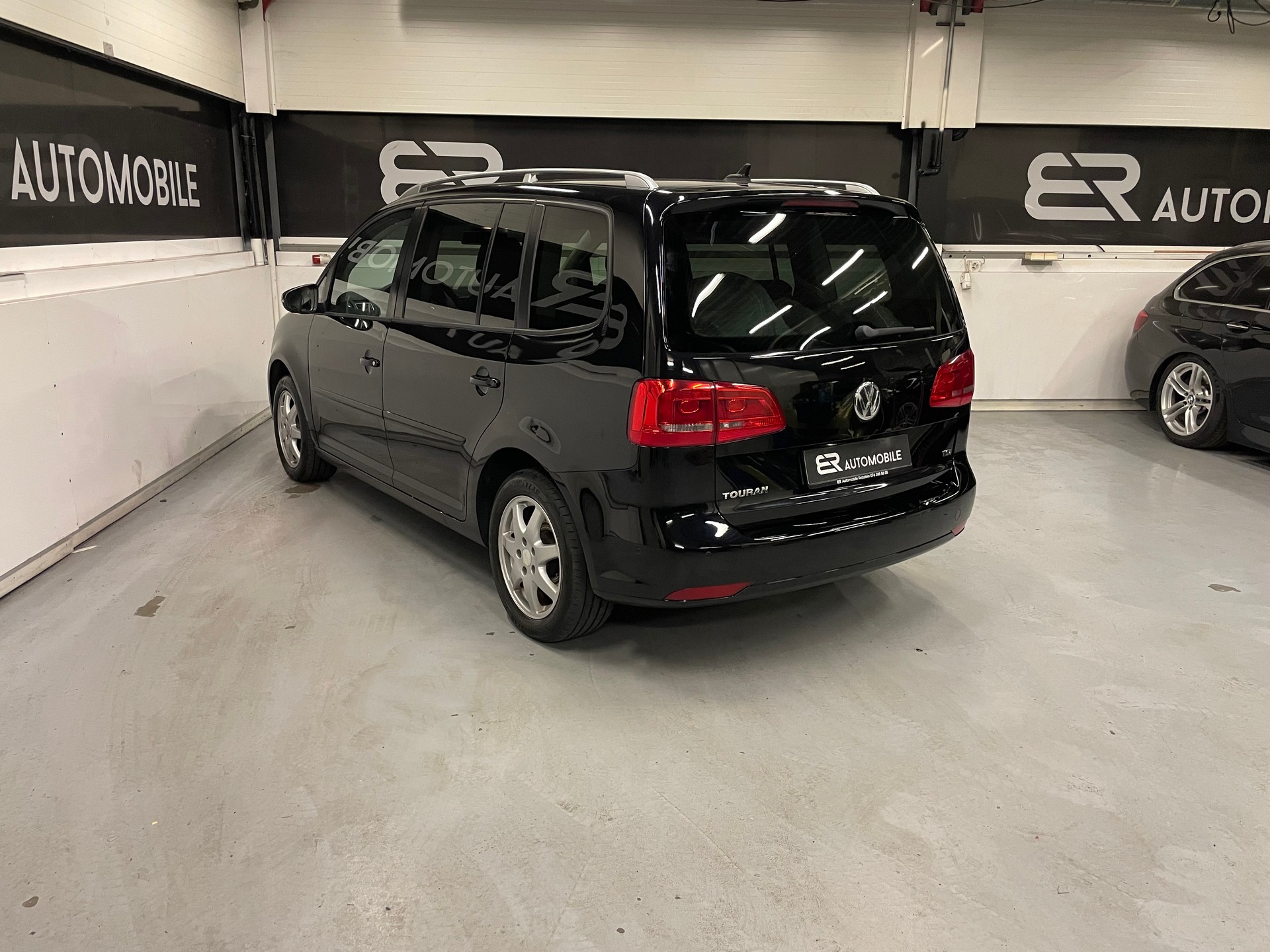 VW Touran 1.4 TSI Comfortline 7-Plätze-image-5