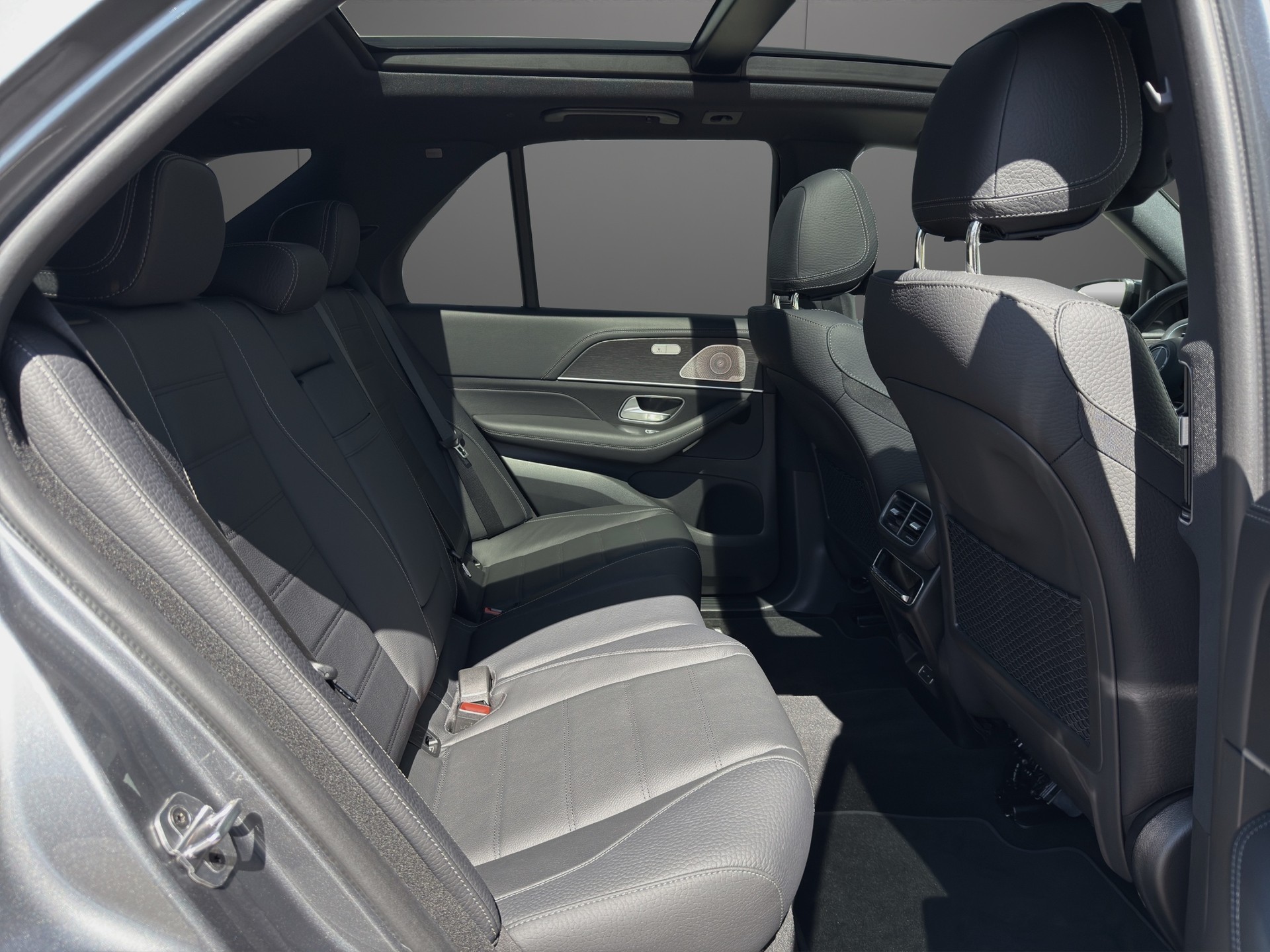 MERCEDES-BENZ GLE 450 d 4Matic 9G-Tronic AMG Line-image-7