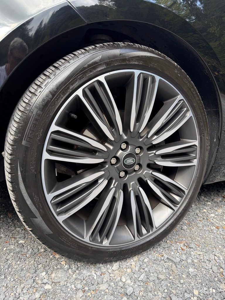LAND ROVER R DYNAMIC SE-image-3