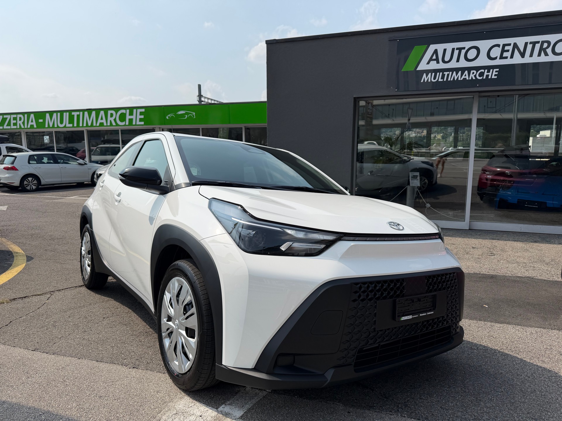 TOYOTA Aygo X 1.5 Comfort e-CVT-image-2