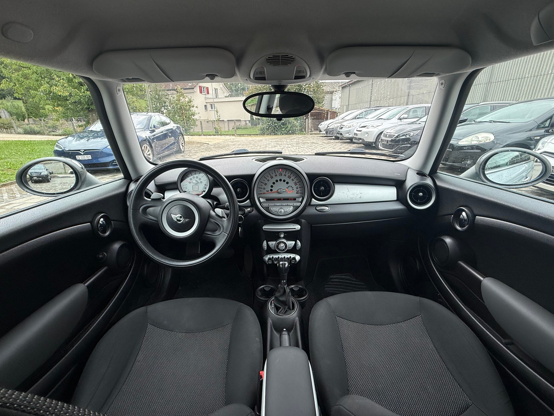 MINI One Steptronic-image-9