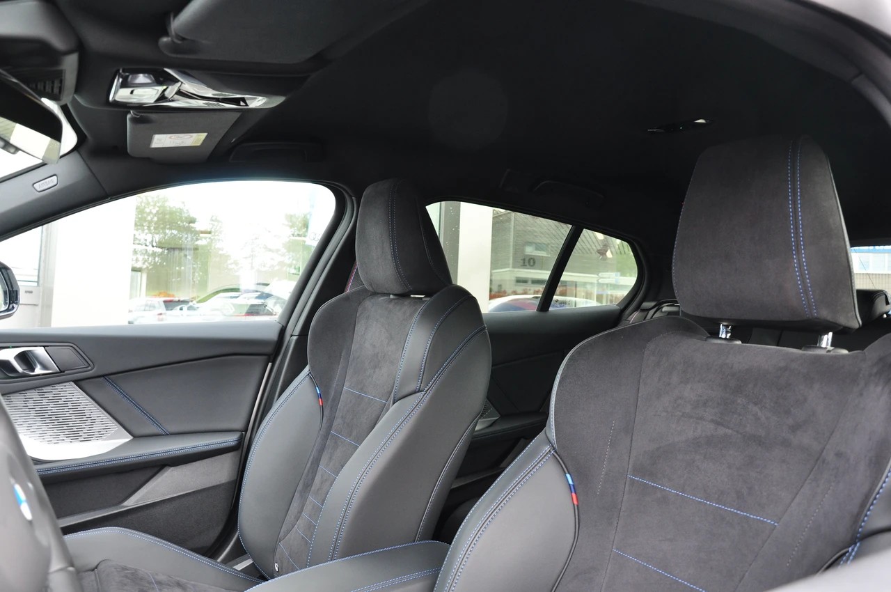 BMW 120 M Sport Pro Steptronic-image-15