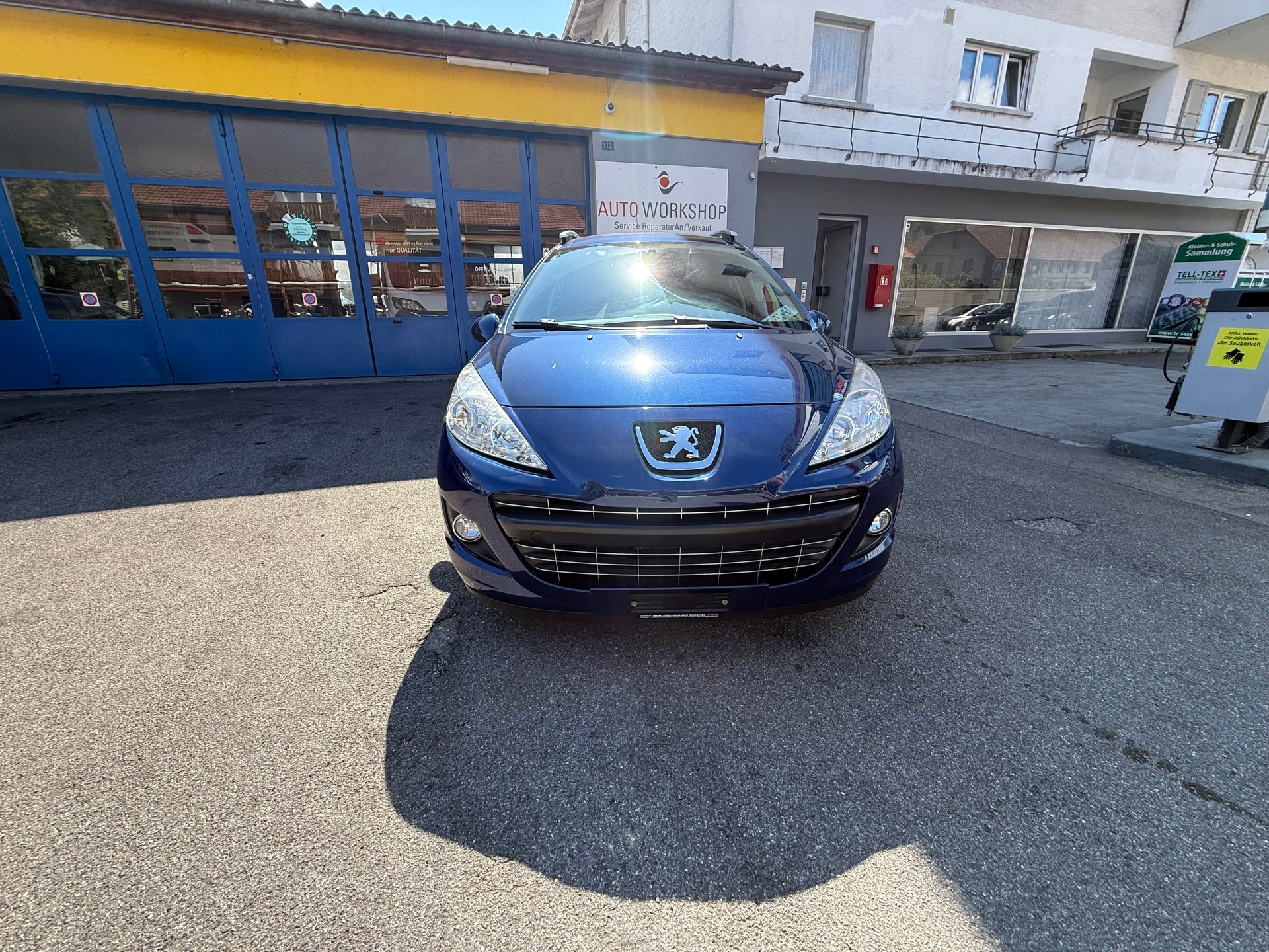 PEUGEOT 207 SW 1.4 16V Sport-image-7