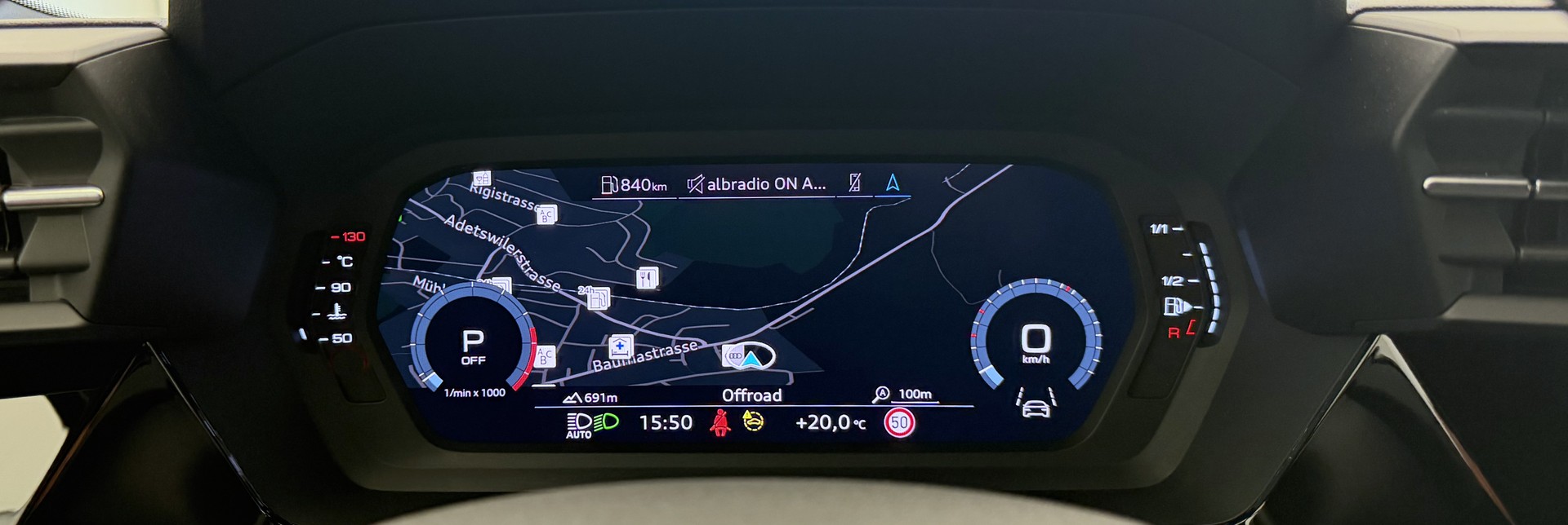 AUDI A3 Sportback 35 TFSI Attraction S-tronic-image-11