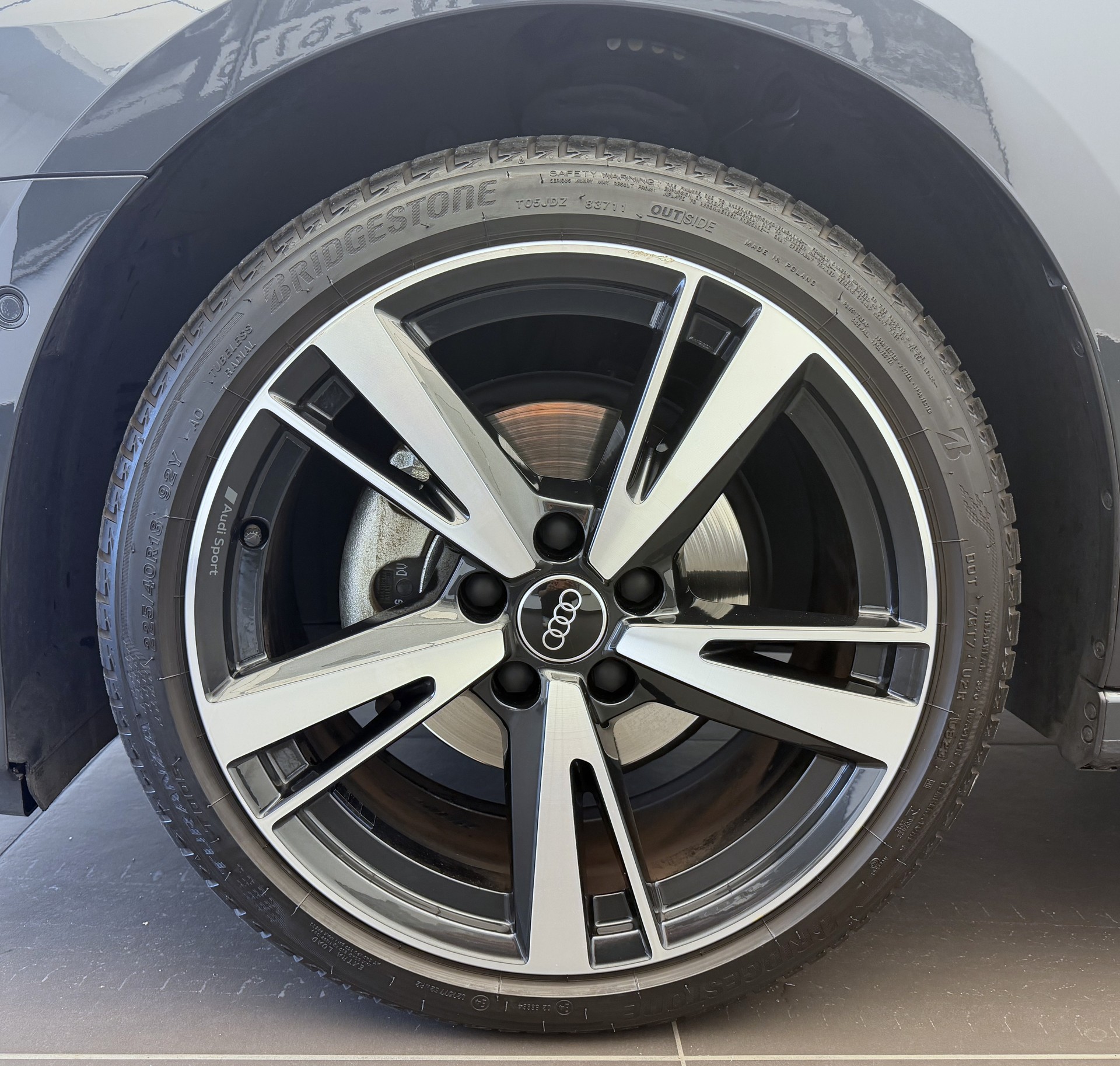 AUDI A3 Sportback 35 TFSI Attraction S-tronic-image-2