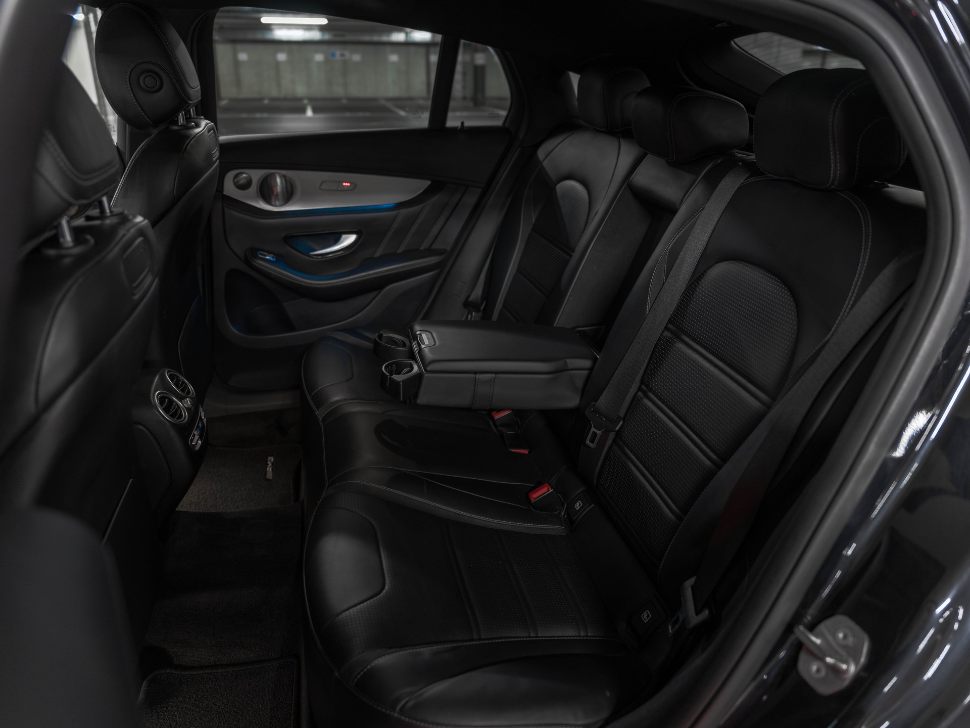 MERCEDES-BENZ GLC Coupé 63 S AMG 4Matic+ 9G-Tronic-image-29