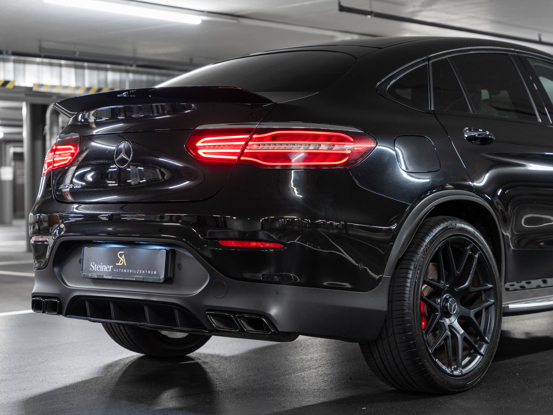 MERCEDES-BENZ GLC Coupé 63 S AMG 4Matic+ 9G-Tronic-image-10