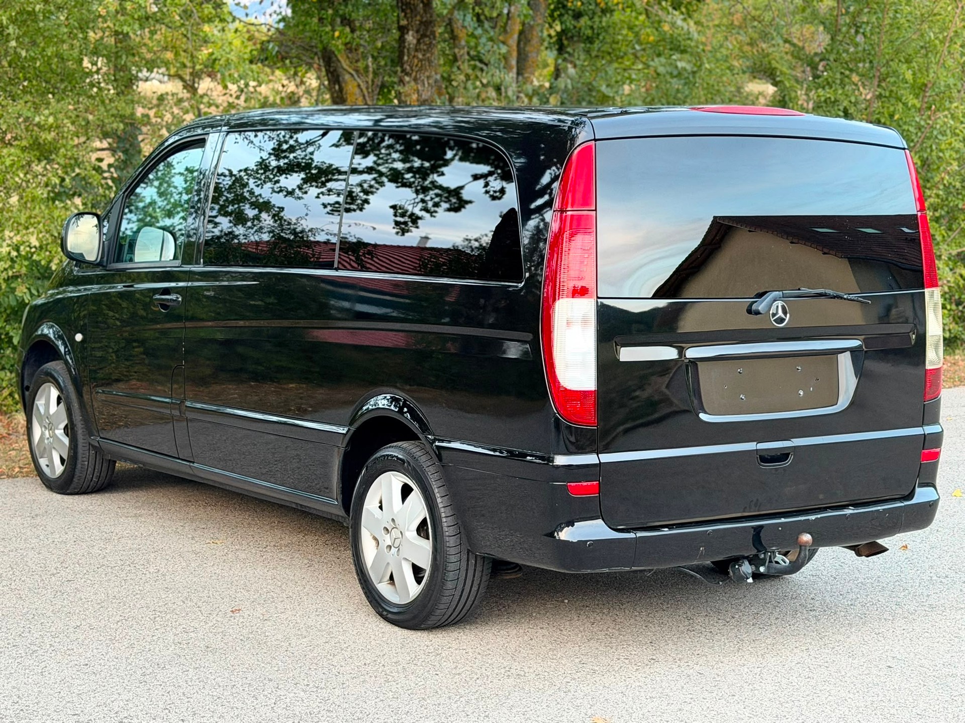MERCEDES-BENZ VITO-image-1