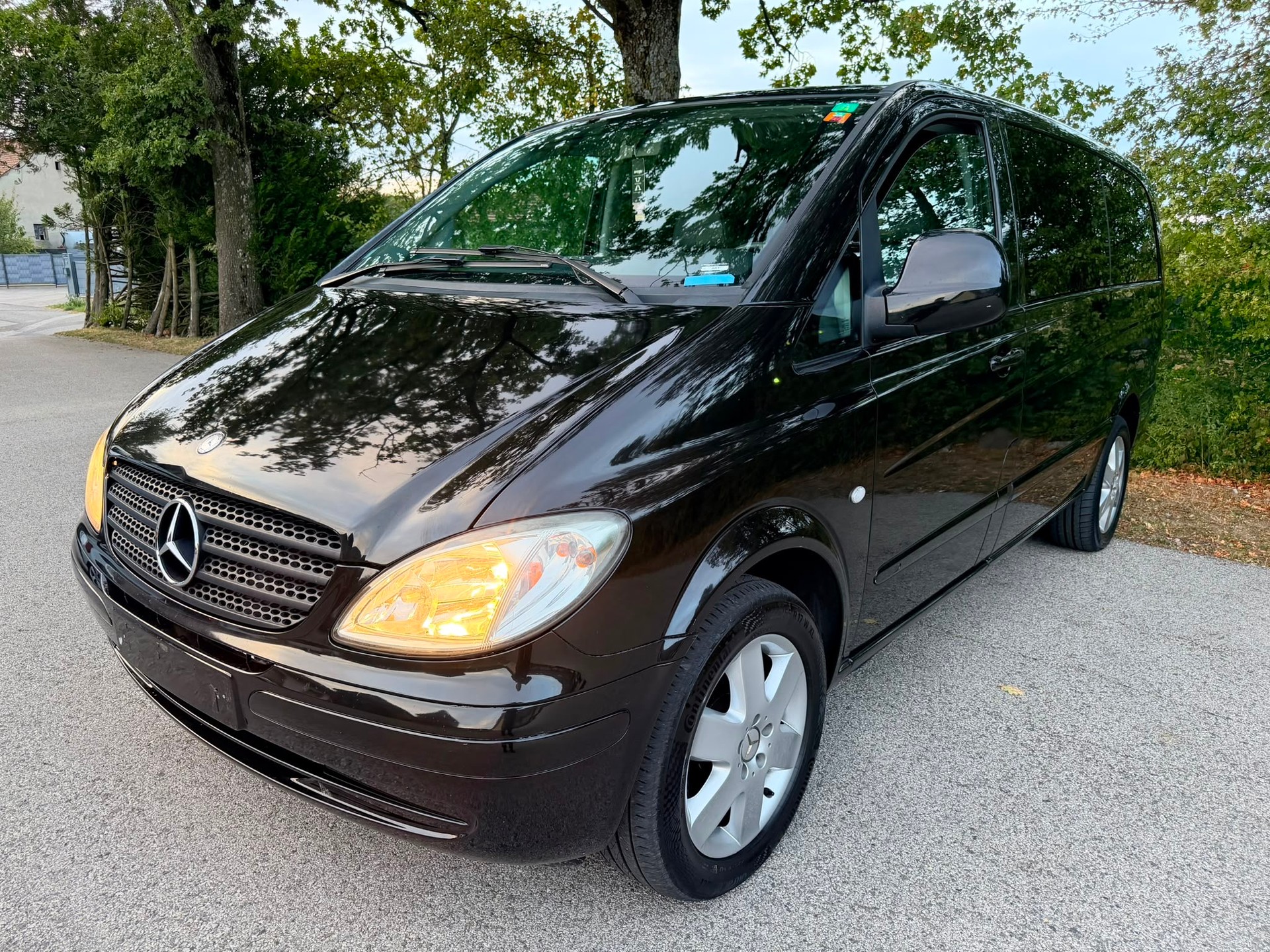 MERCEDES-BENZ VITO-image-2