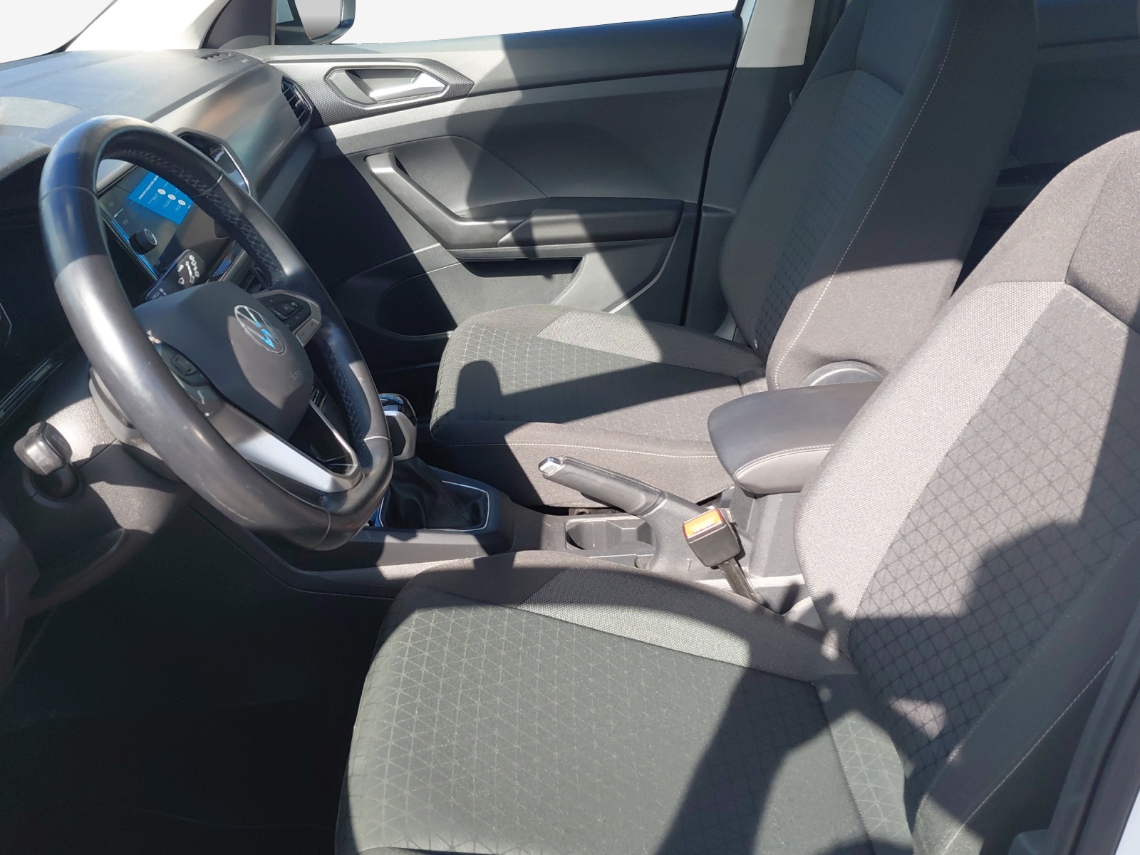 VW T-Cross 1.0 TSI Life Limited DSG-image-7
