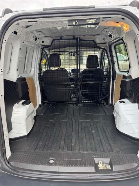 FORD Transit Courier van 1.0 EcoB Trend-image-6