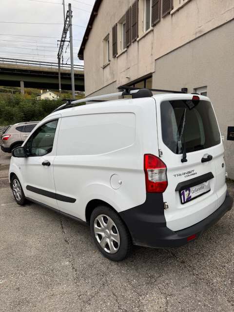 FORD Transit Courier van 1.0 EcoB Trend-image-5