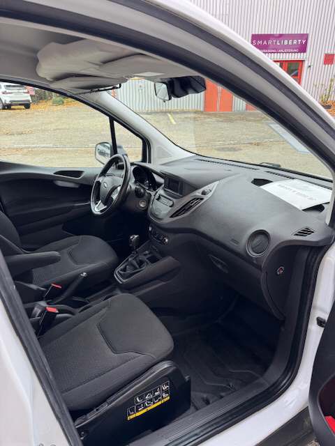 FORD Transit Courier van 1.0 EcoB Trend-image-8
