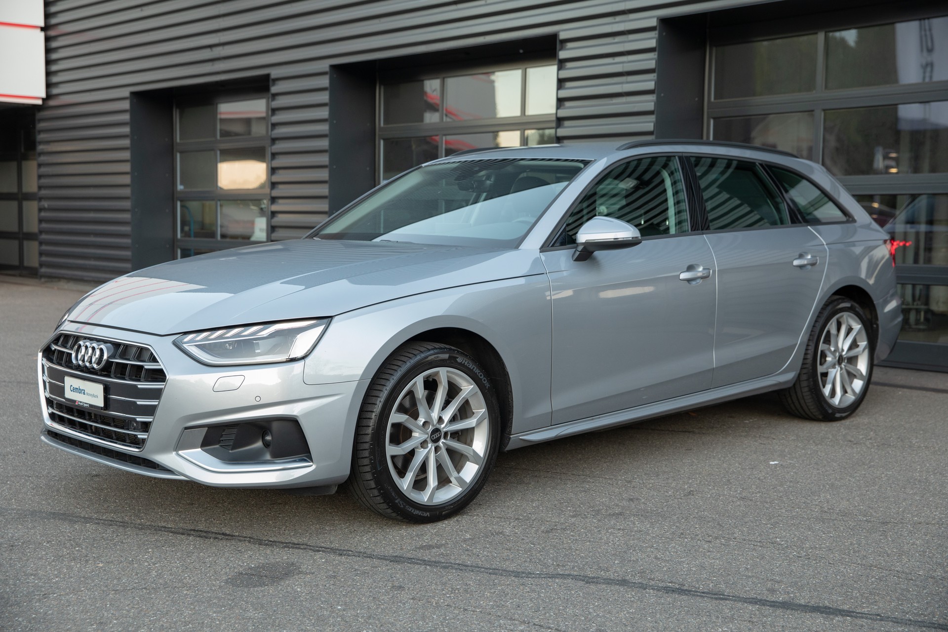 AUDI A4 Avant 35 TDI S-tronic-image-0