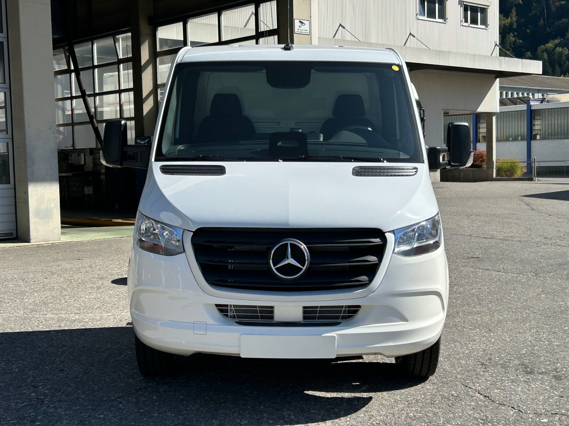 MERCEDES-BENZ Sprinter 319 CDI PRO Chassis Lang-image-1