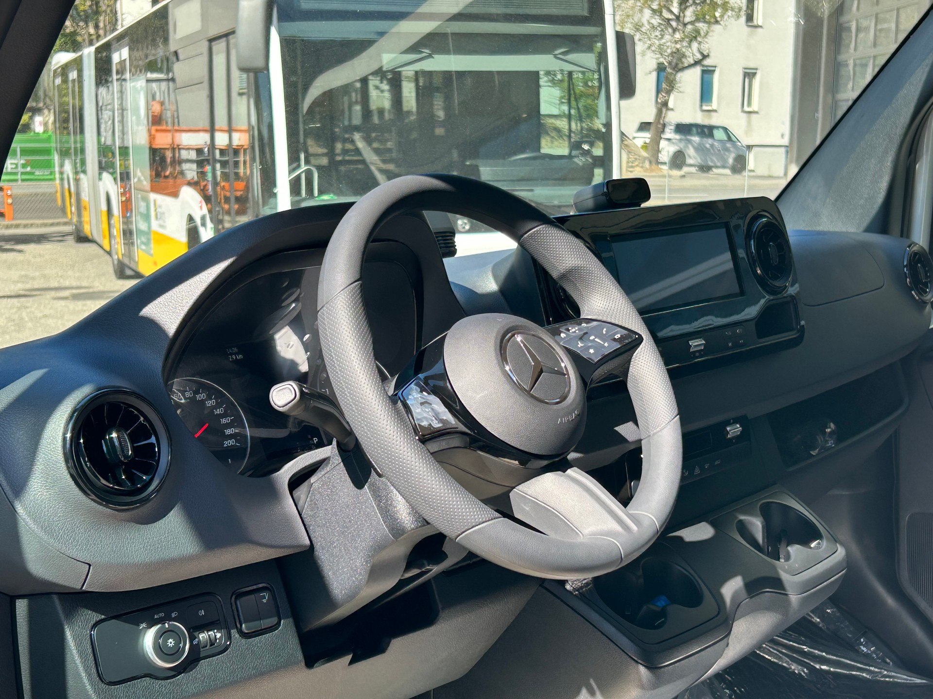 MERCEDES-BENZ Sprinter 319 CDI PRO Chassis Lang-image-5
