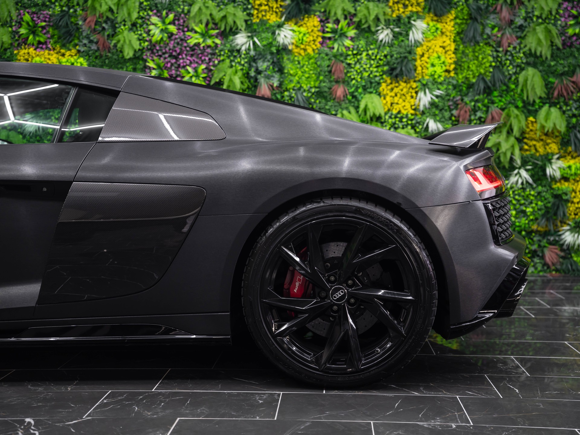 AUDI R8 Coupé performance S-Tronic-image-3
