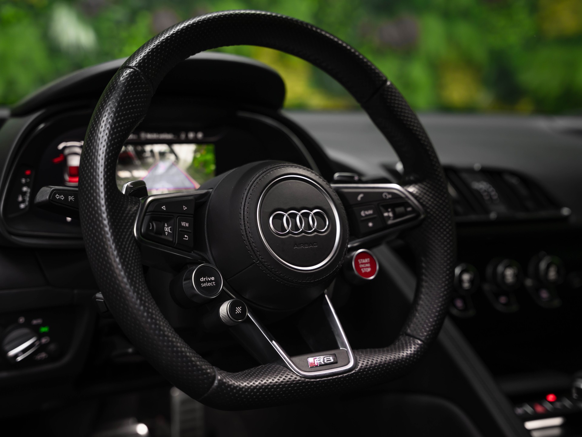 AUDI R8 Coupé performance S-Tronic-image-11