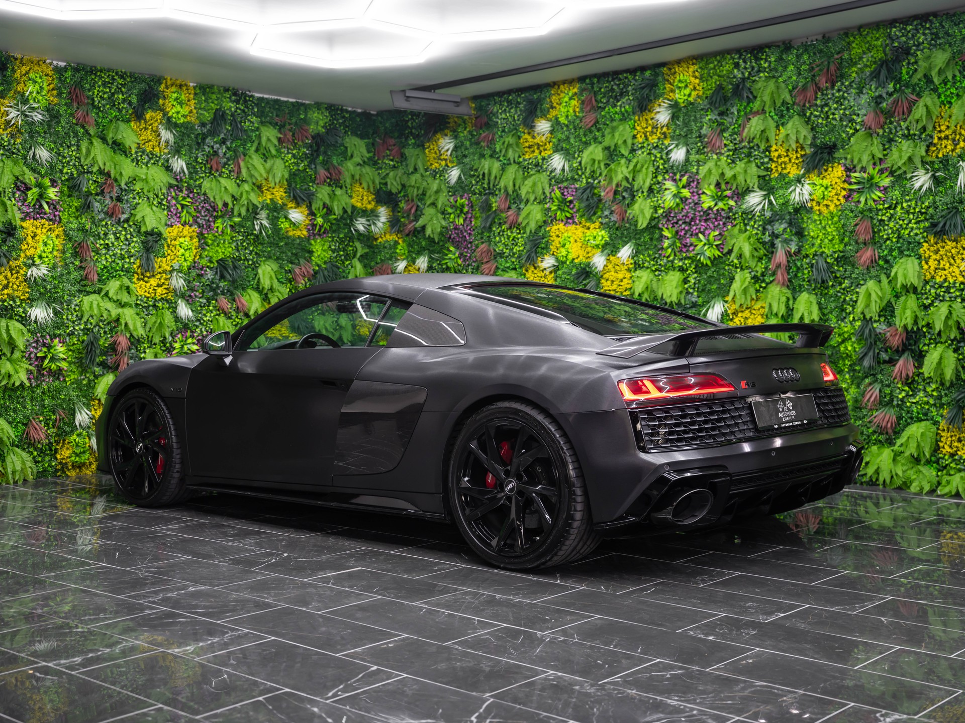 AUDI R8 Coupé performance S-Tronic-image-4