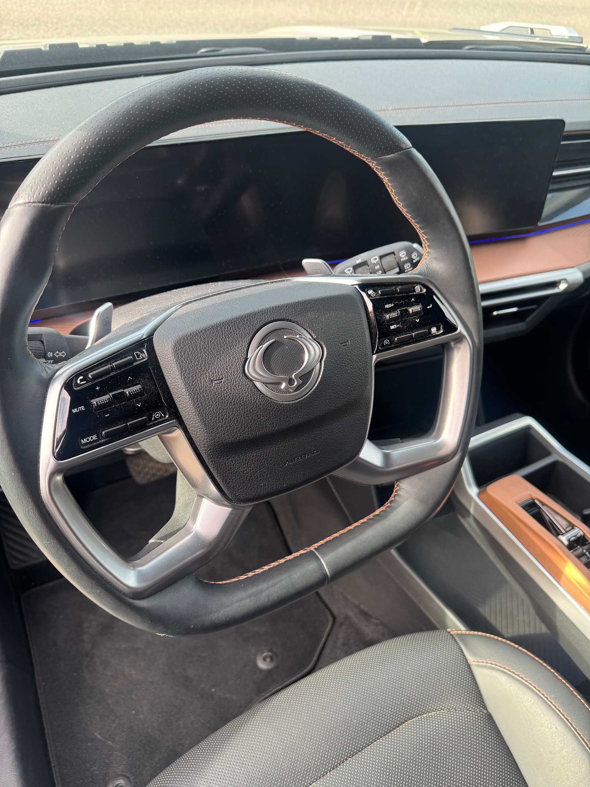 KGM-SsangYong Torres EVX 73 kWh Titanium-image-12