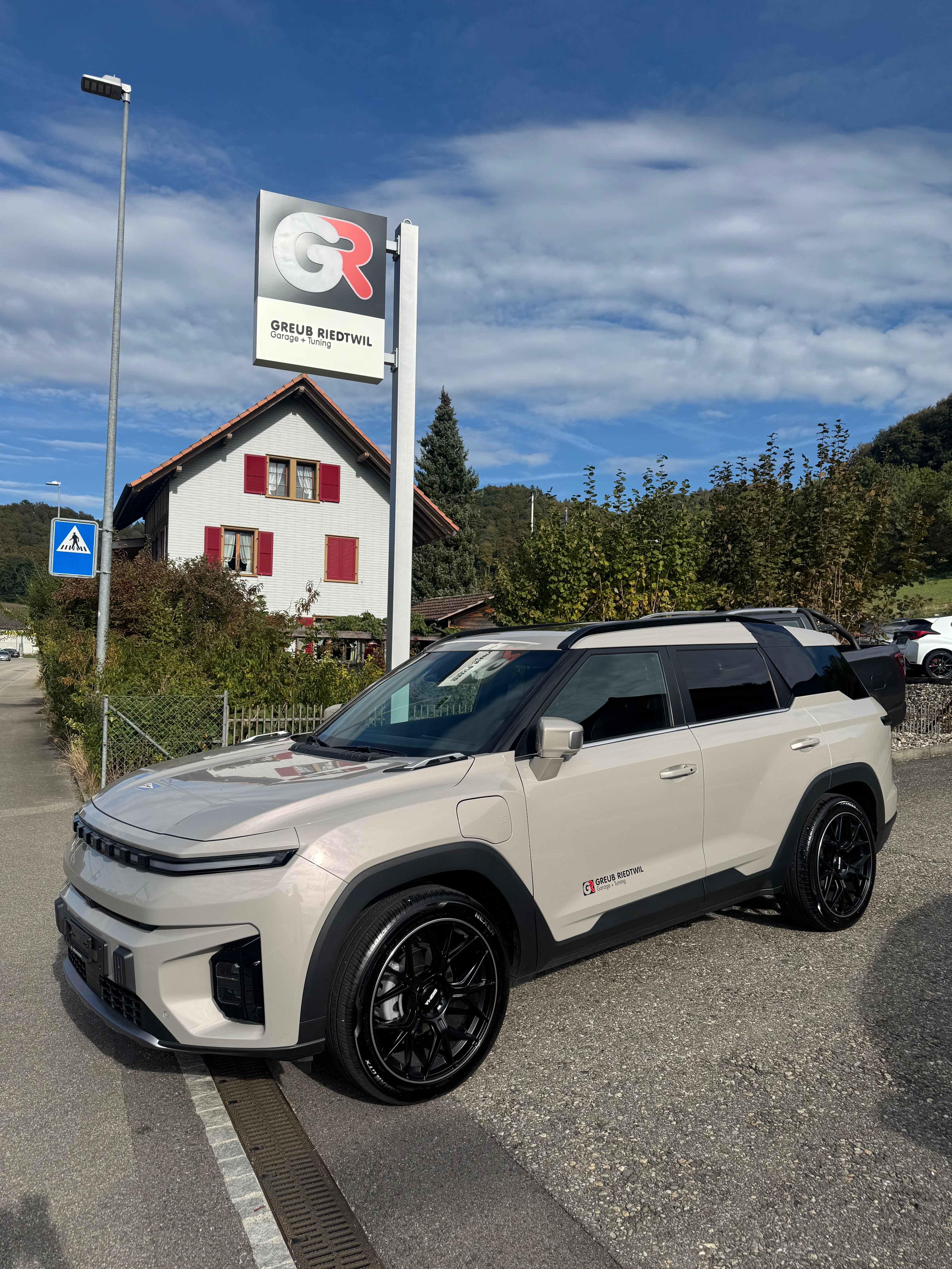 Car photo