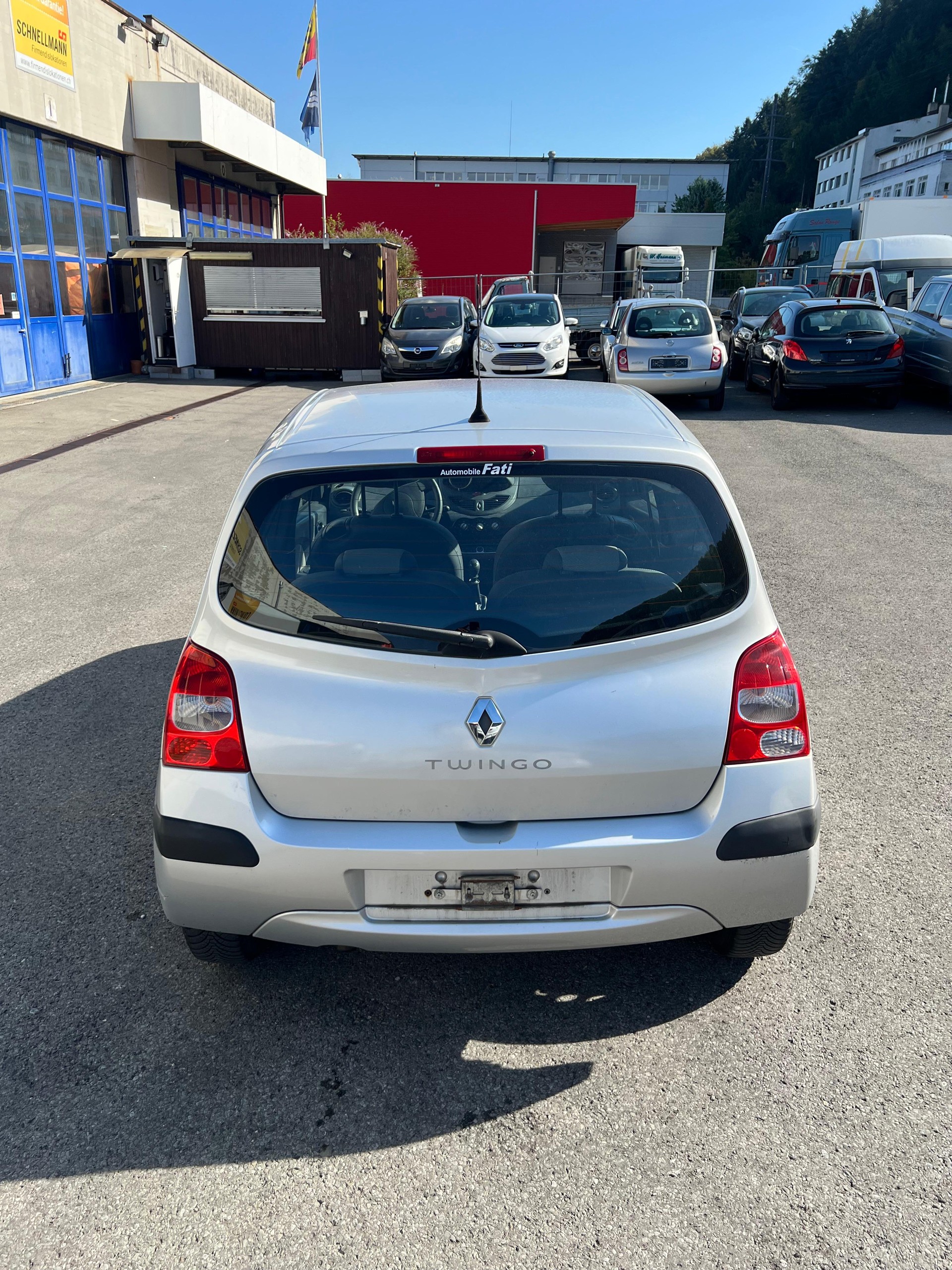 RENAULT Twingo 1.2 Authentique-image-2