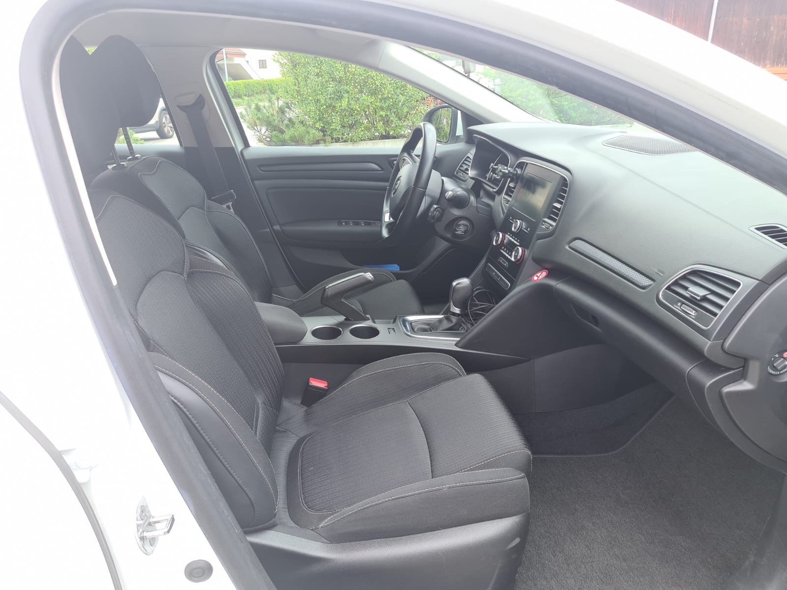 RENAULT Mégane Grandtour 1.5 dCi Business EDC-image-5