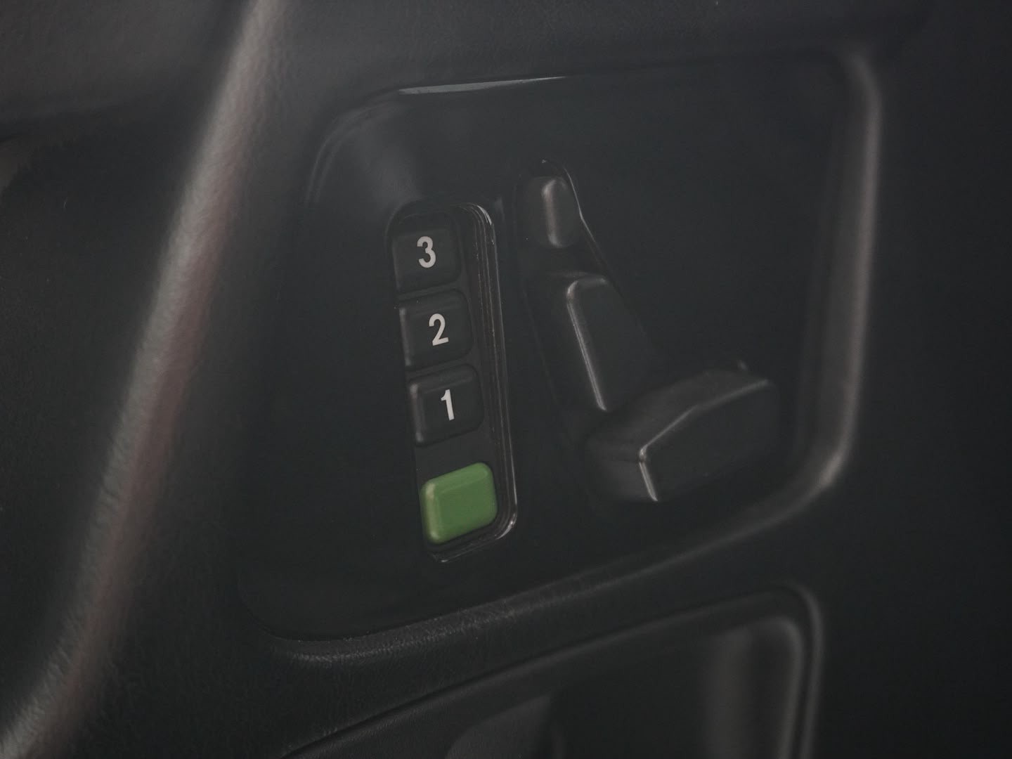 MERCEDES-BENZ G 500 Automatic-image-5