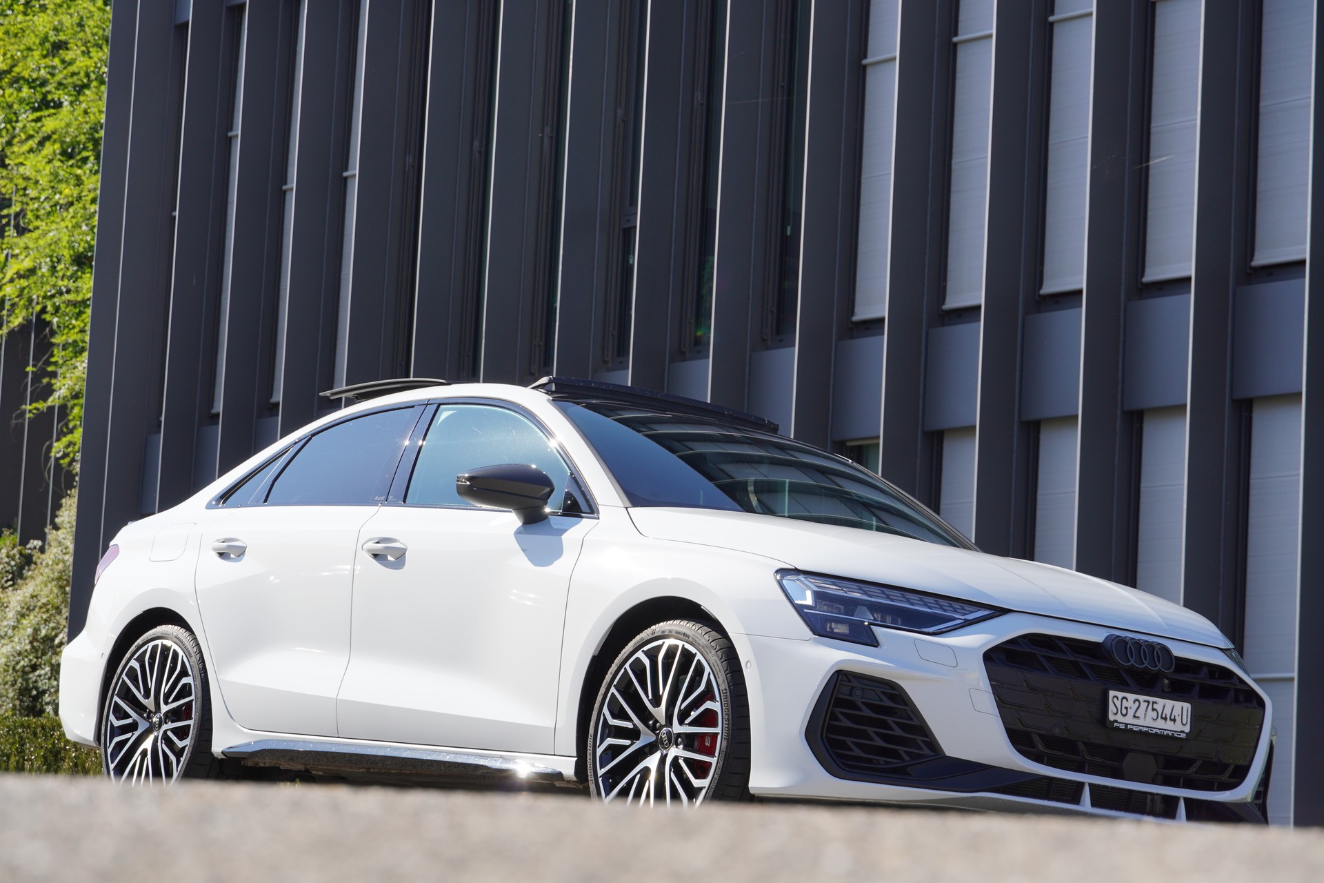 AUDI S3 Limousine TFSI quattro S-tronic//Akrapovic//Werksgarantie bis 06.2027//-image-15