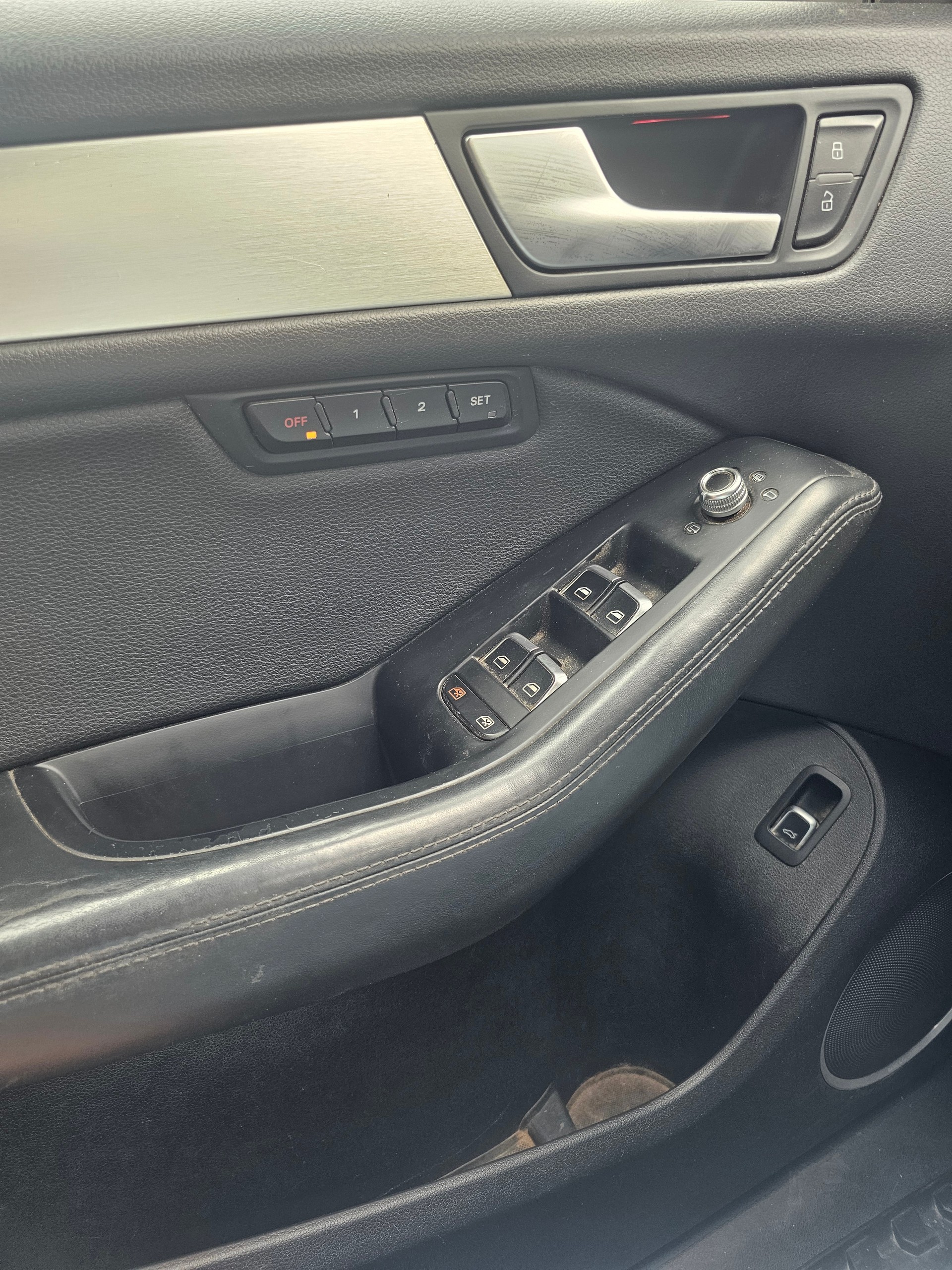 AUDI SQ5 3.0 TDI quattro tiptronic-image-14
